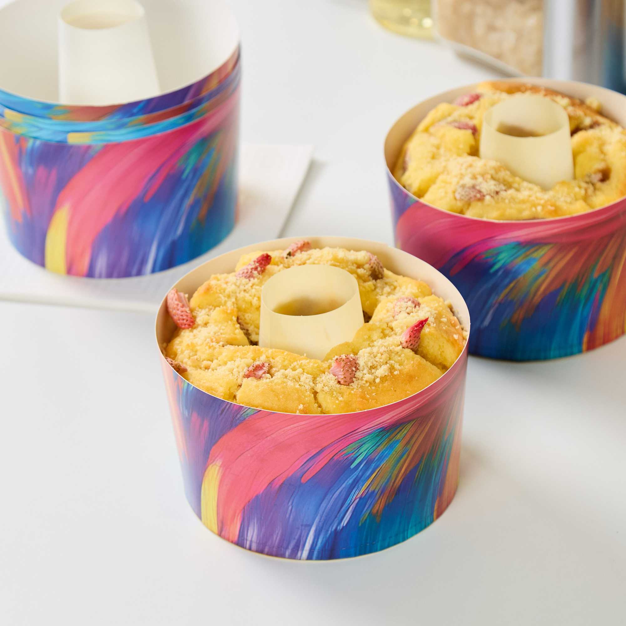 Panificio 53 oz Paper Angel Food Tube Pan - Colorful Abstract Waves, Greaseproof - 5 3/4" x 5 3/4" x 3 3/4" - 100 count box