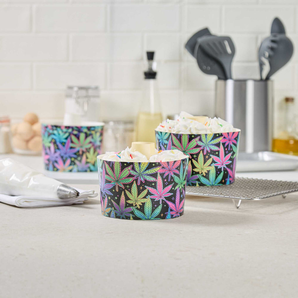 Panificio 38 oz Paper Angel Food Tube Pan - Trippy Leaf Print, Greaseproof - 5" x 5" x 3 3/4" - 100 count box