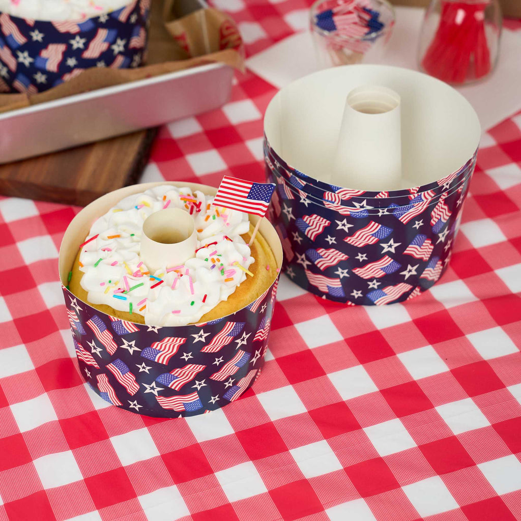 Panificio 38 oz Paper Angel Food Tube Pan - American Flag, Greaseproof - 5" x 5" x 3 3/4" - 600 count box