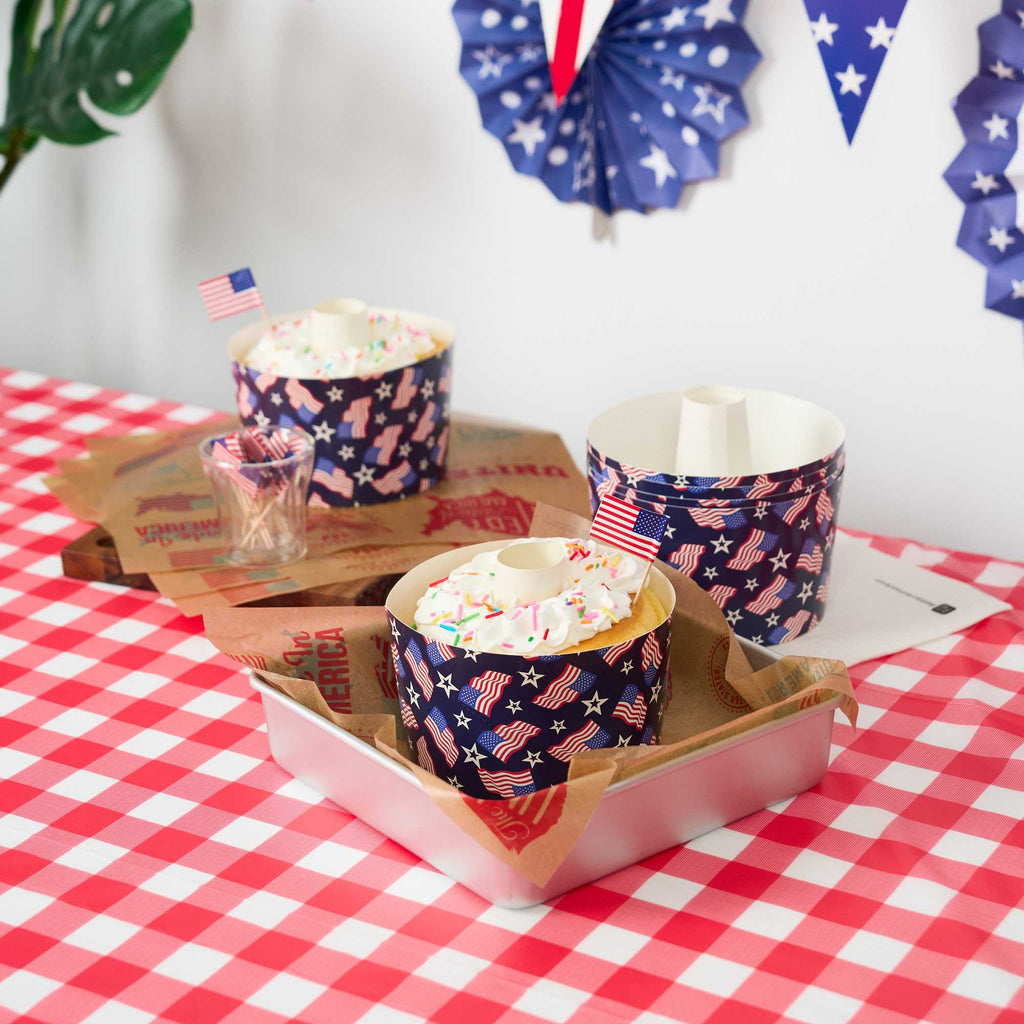 Panificio 38 oz Paper Angel Food Tube Pan - American Flag, Greaseproof - 5" x 5" x 3 3/4" - 600 count box