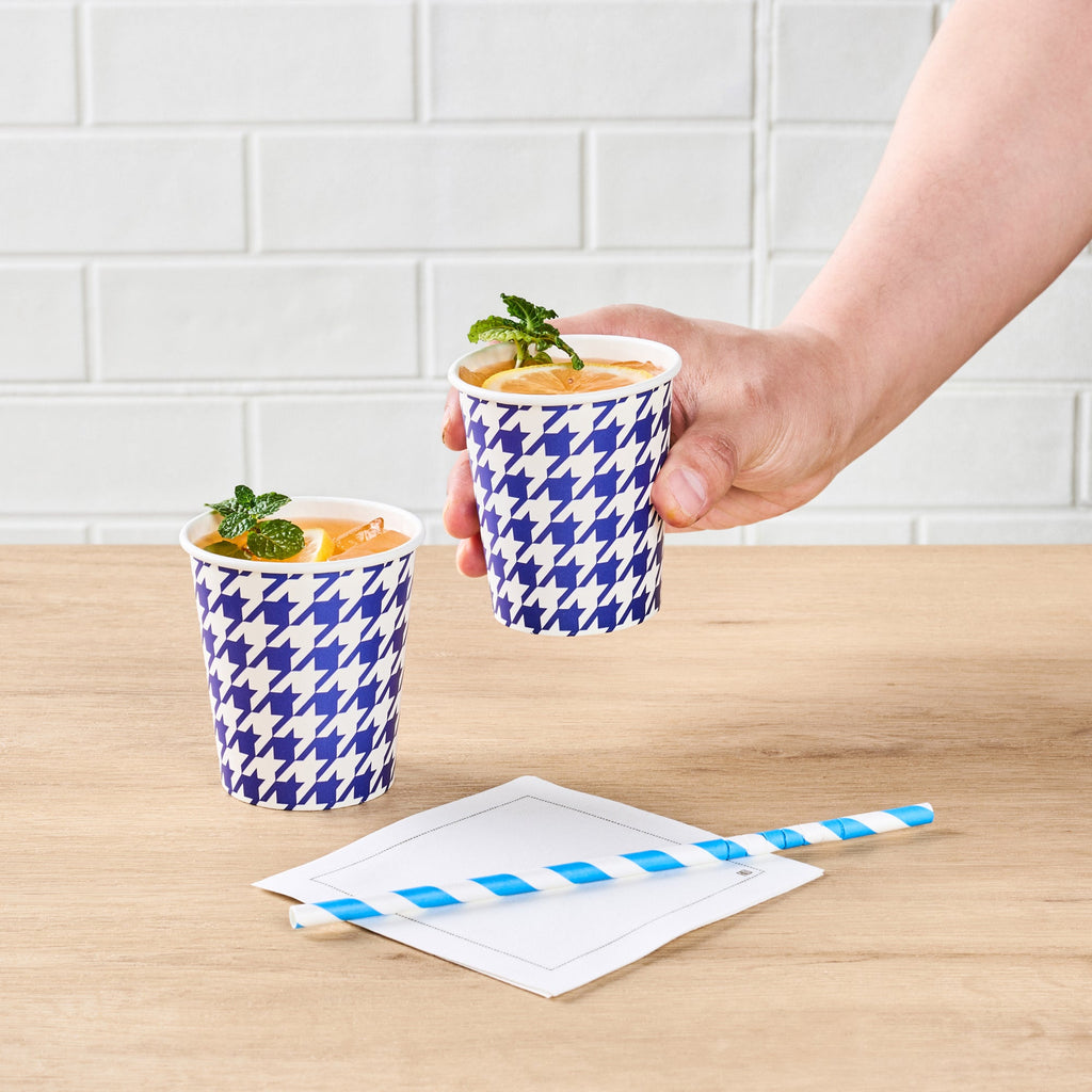 Chef 101 7 oz Round Blue Houndstooth Paper Cold Cup - 2 3/4" x 2 3/4" x 3" - 25 count box