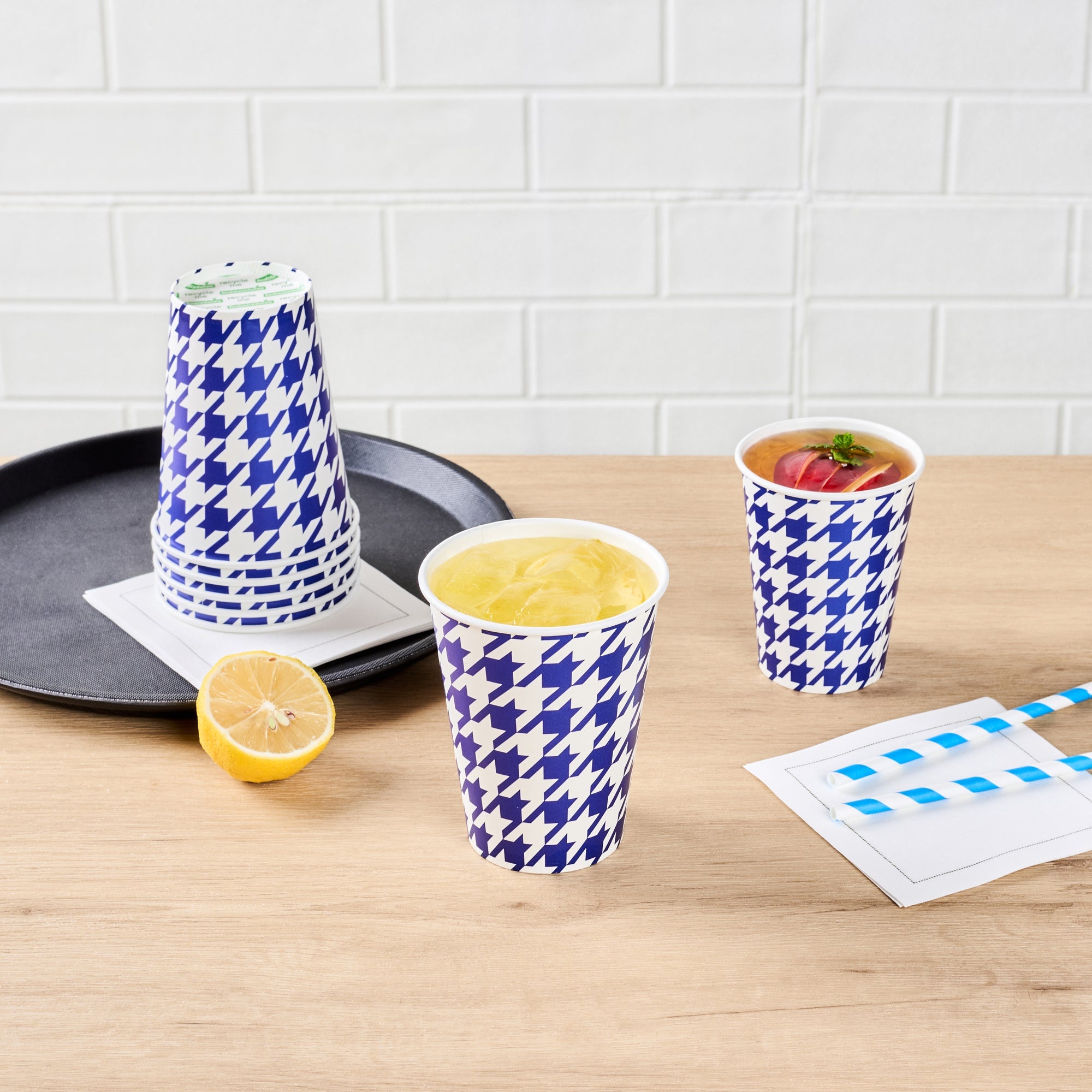 Chef 101 12 oz Round Blue Houndstooth Paper Cold Cup - 3 1/2" x 3 1/2" x 4 1/4" - 25 count box