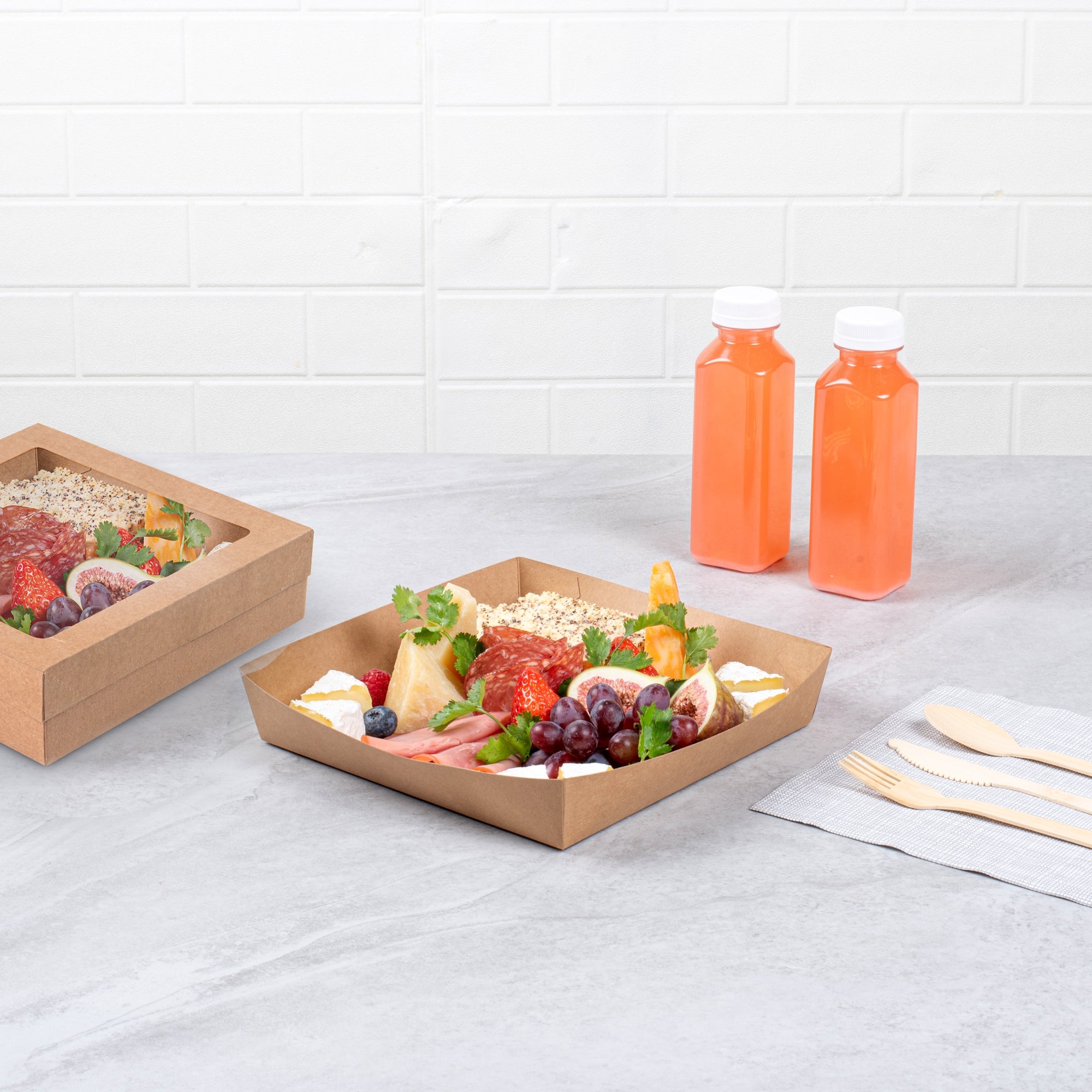 Cater Tek Kraft Paper Insert - Fits Square Catering Box - 9 3/4" x 9 3/4'' x 1 1/2'' - 100 count box
