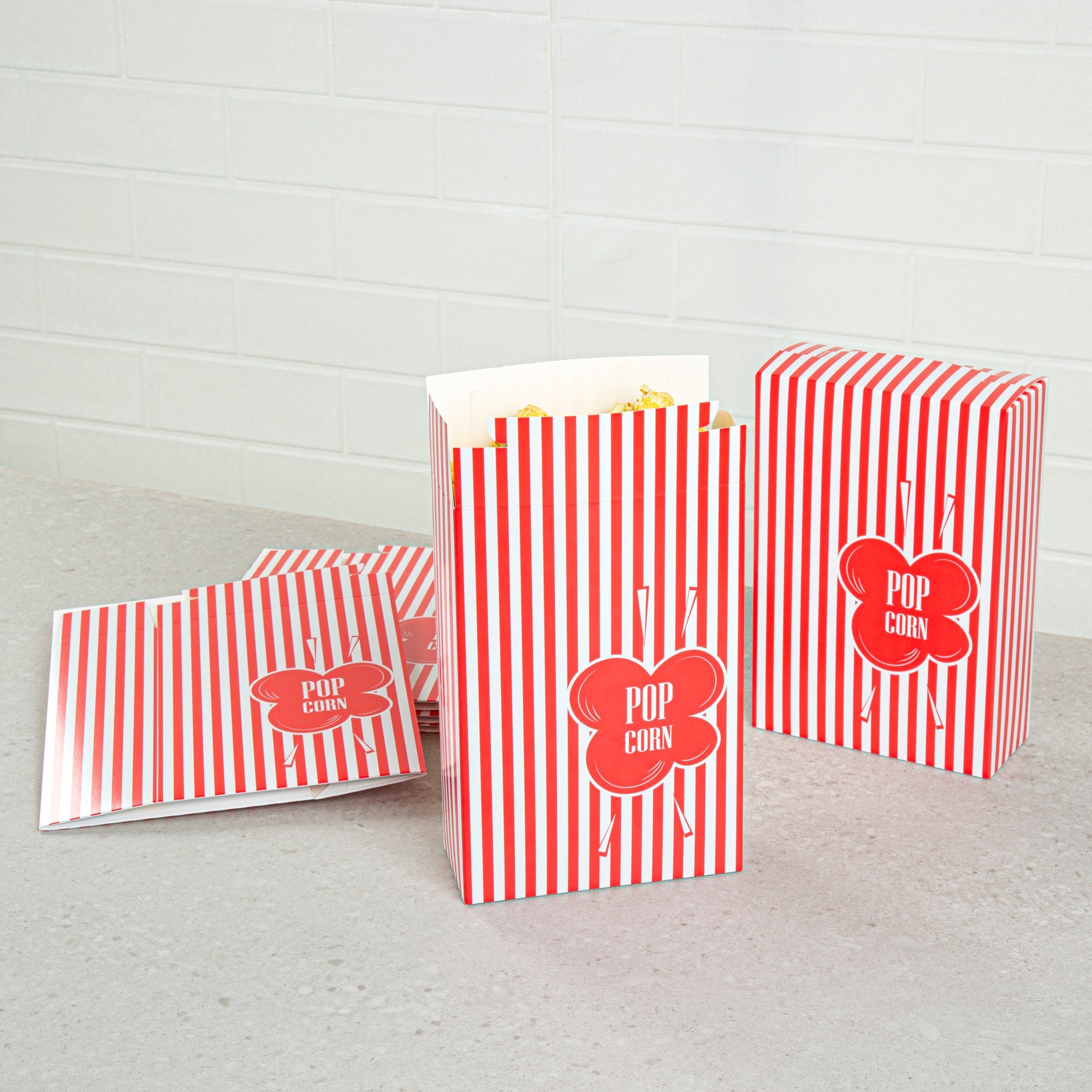 Bio Tek 2.3 oz Red Paper Popcorn Box - 5 3/4" x 2 1/2" x 8 1/2" - 400 count box