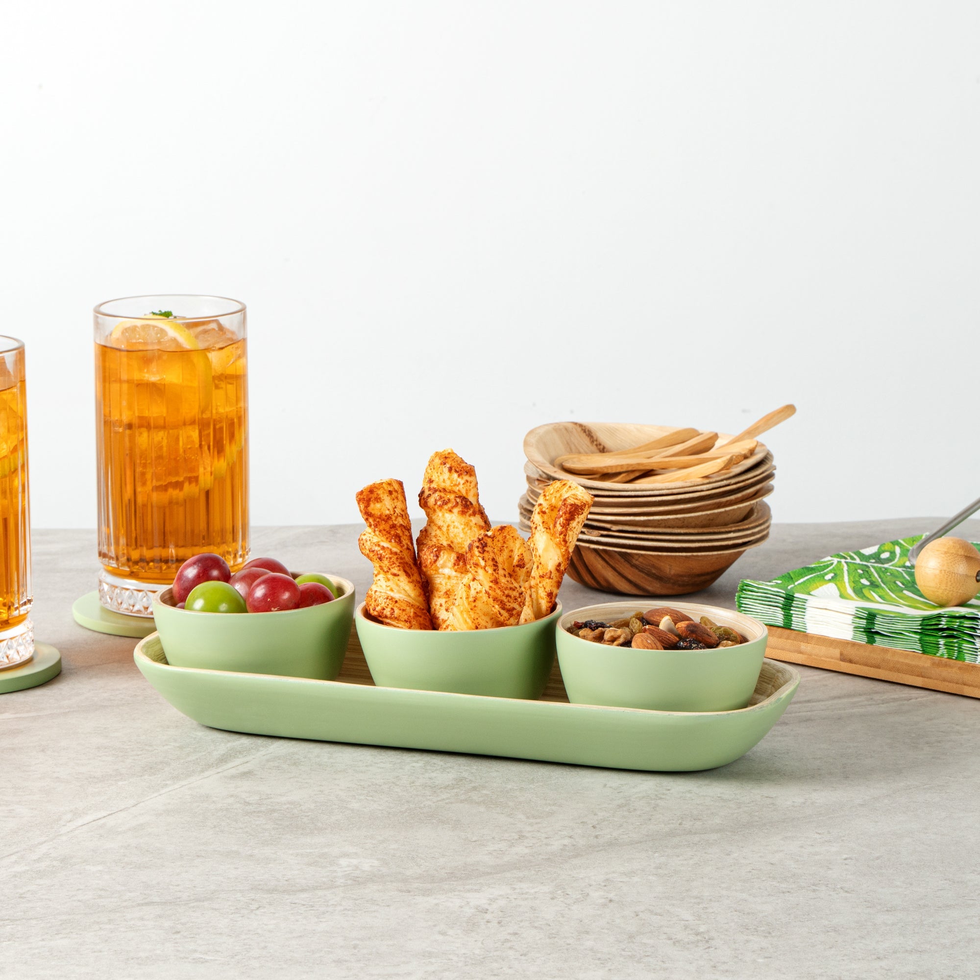 Bambuddha Green Bamboo Bowl Set - 3 Bowls, Bamboo Tray - 11 3/4" x 4 1/4" x 1 3/4" - 1 count box