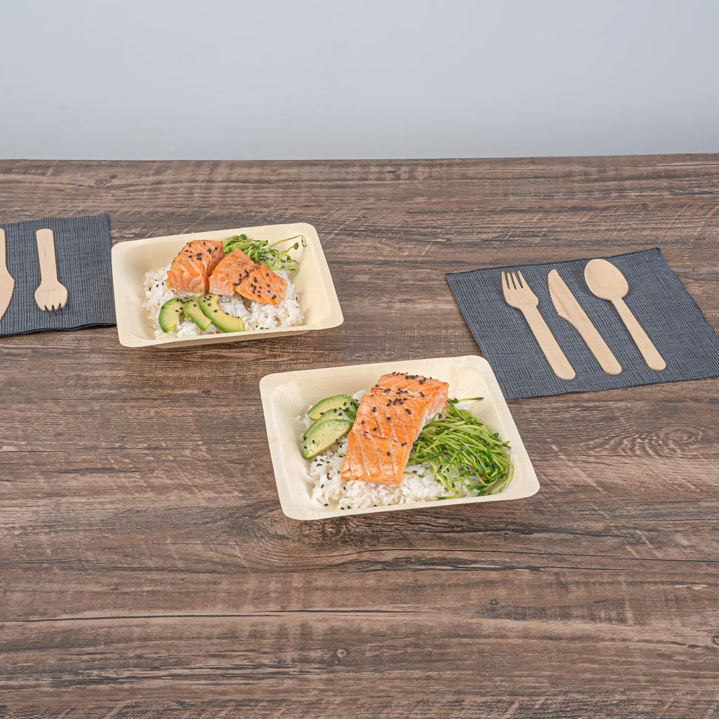 Taipei Square Natural Poplar Plate - 7'' x 7'' x 1'' - 50 count box