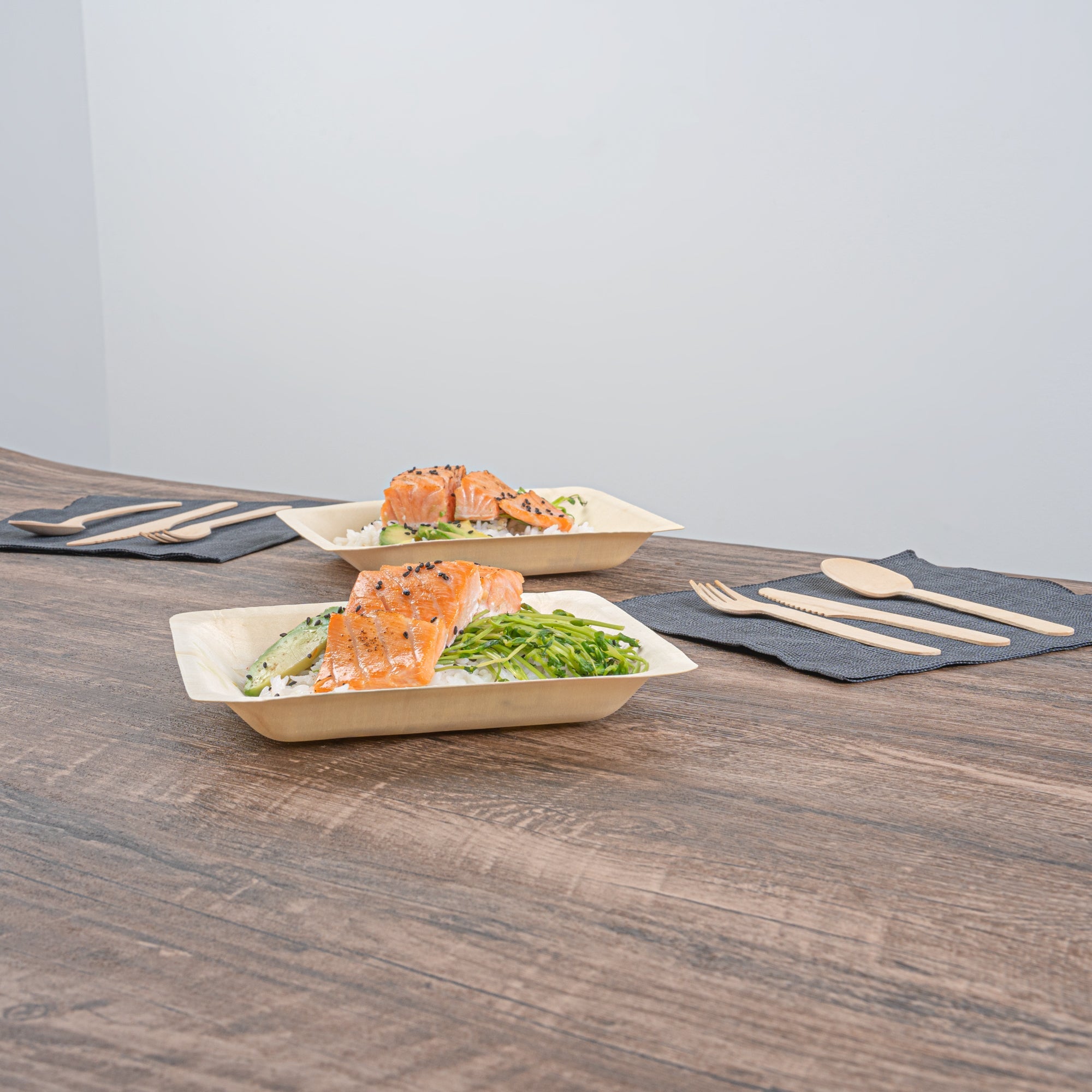 Taipei Square Natural Poplar Plate - 7'' x 7'' x 1'' - 200 count box