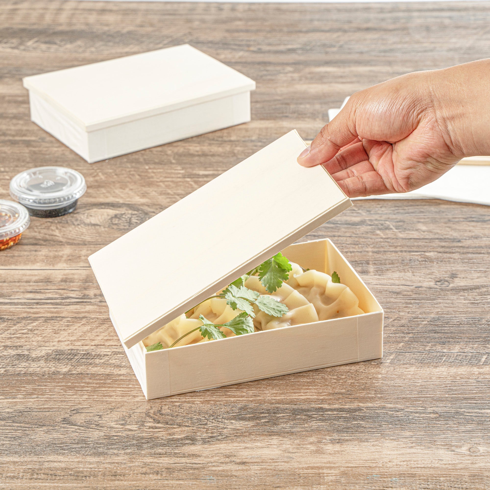 Taipei Rectangle Natural Poplar Lid - Fits 25 oz Bento Box - 100 count box