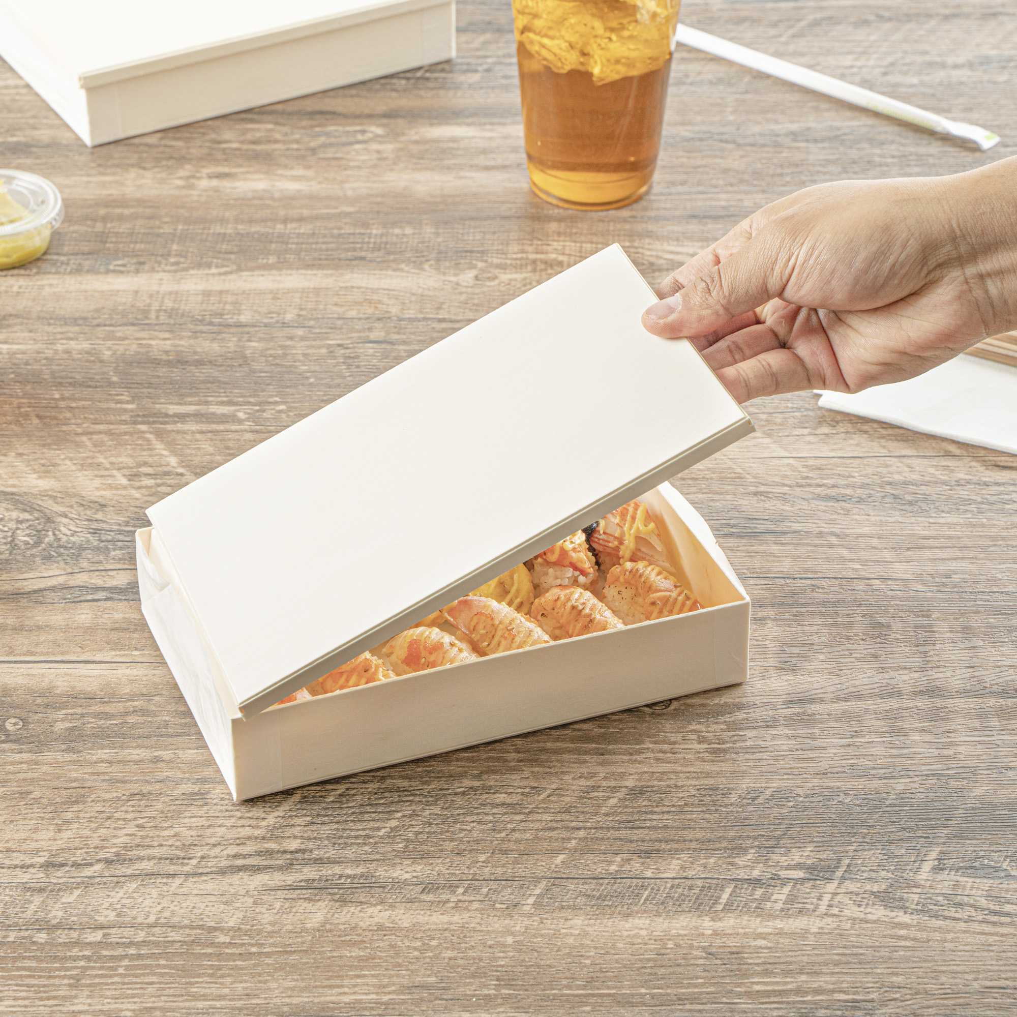 Taipei Rectangle Natural Poplar Lid - Fits 31 oz Bento Box - 10 count box