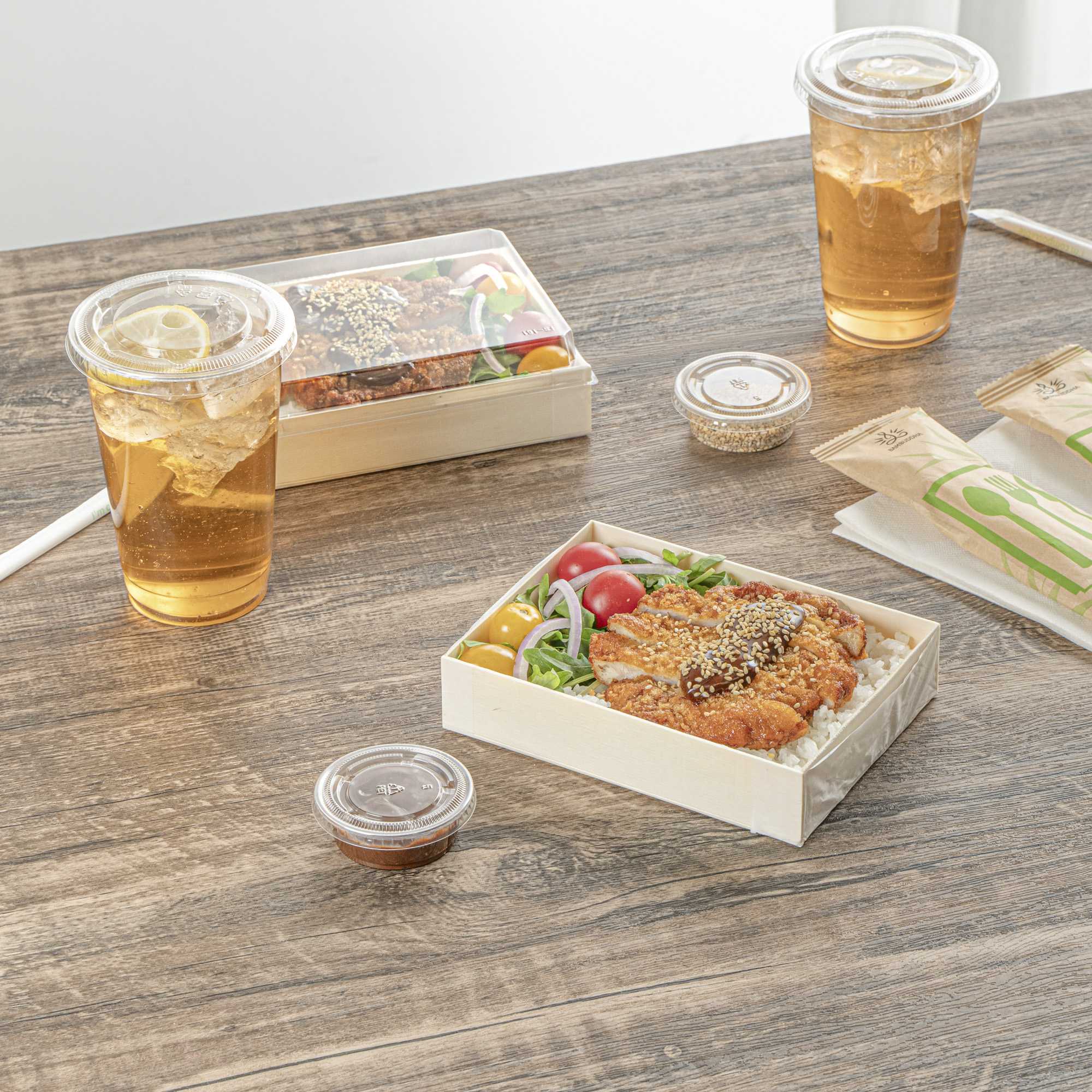 Taipei 24 oz Rectangle Natural Poplar Bento Box - 6 1/2" x 4 3/4" x 1 1/2" - 10 count box