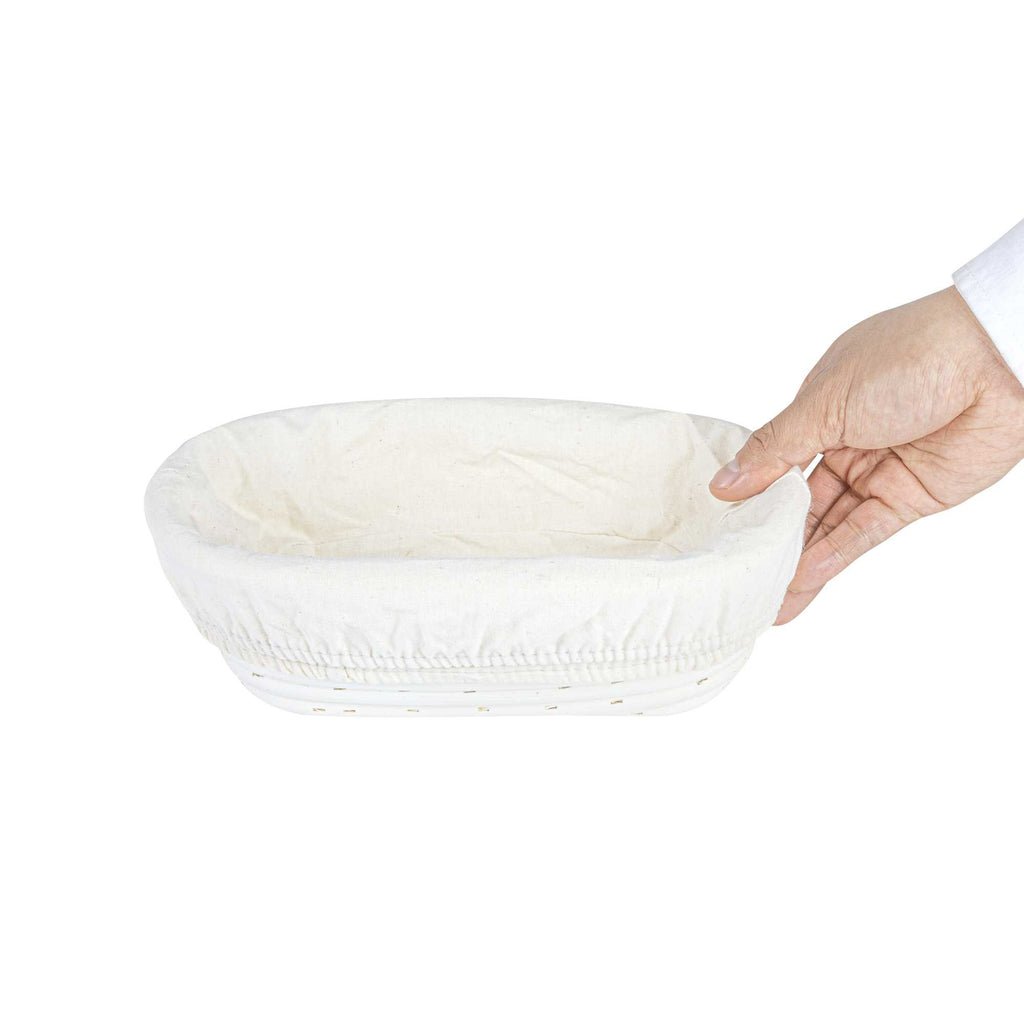Pastry Tek Rattan Oval Natural Banneton Proofing Basket - with 2 Cotton Liners - 9 3/4" x 6" x 3" - 1 count box