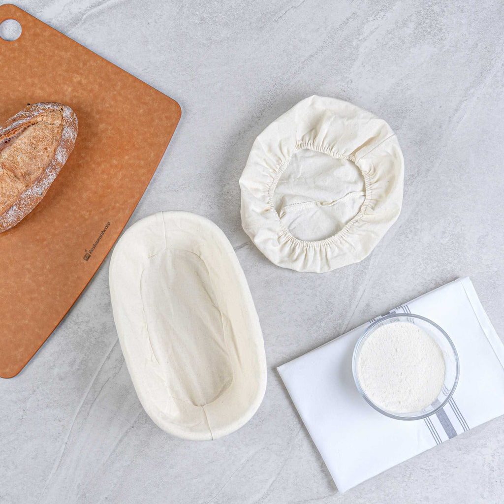 Pastry Tek Rattan Oval Natural Banneton Proofing Basket - with 2 Cotton Liners - 9 3/4" x 6" x 3" - 1 count box