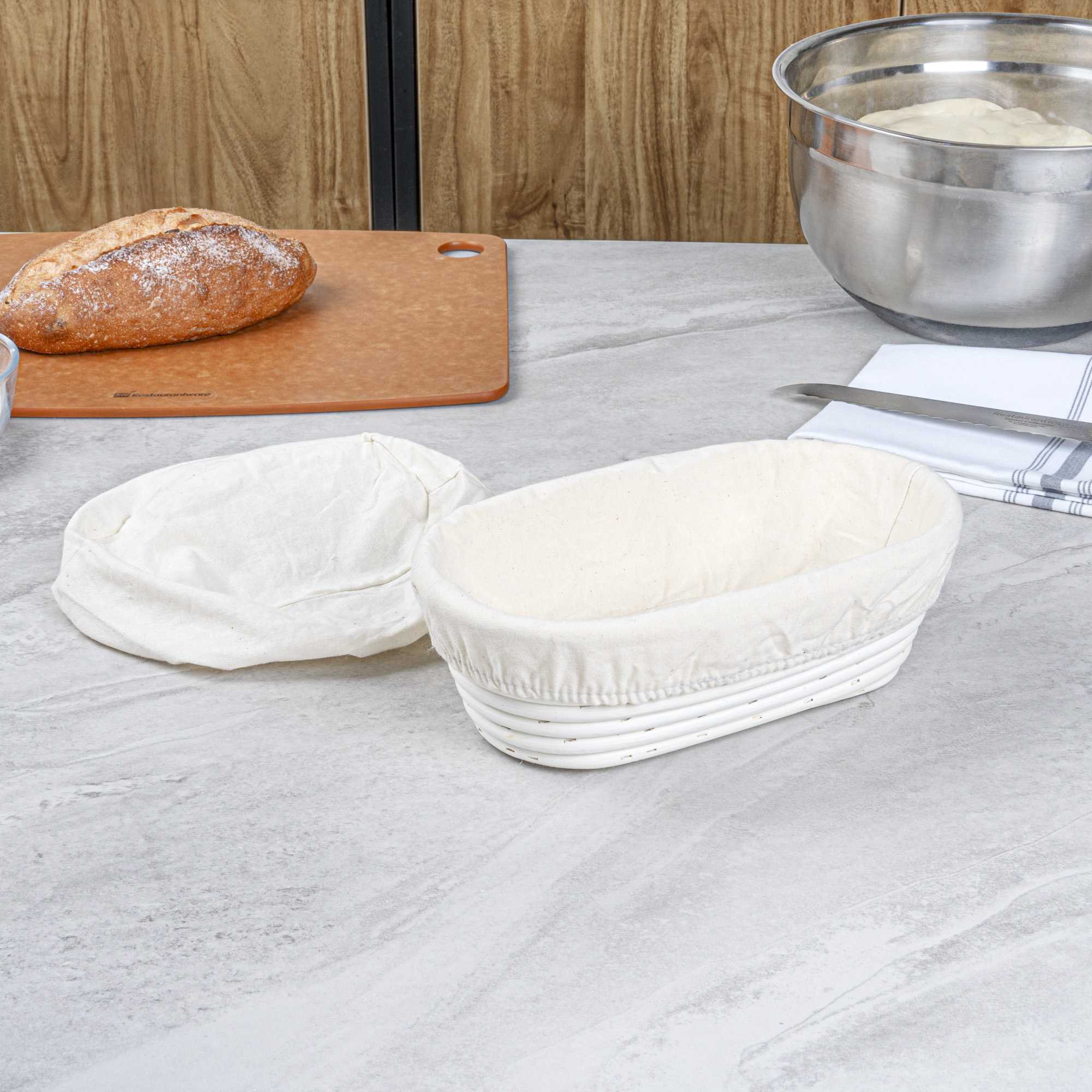 Pastry Tek Rattan Oval Natural Banneton Proofing Basket - with 2 Cotton Liners - 9 3/4" x 6" x 3" - 10 count box