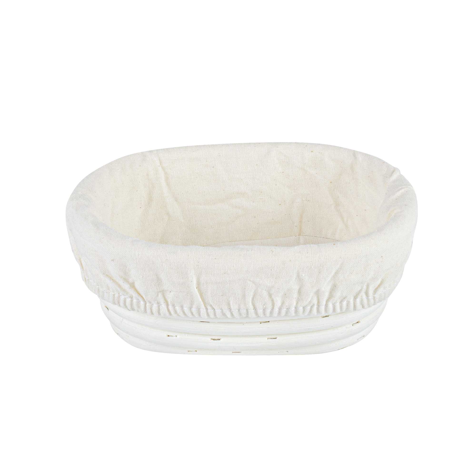 Pastry Tek Rattan Oval Natural Banneton Proofing Basket - with 2 Cotton Liners - 6 3/4" x 4 3/4" x 3 1/4" - 10 count box