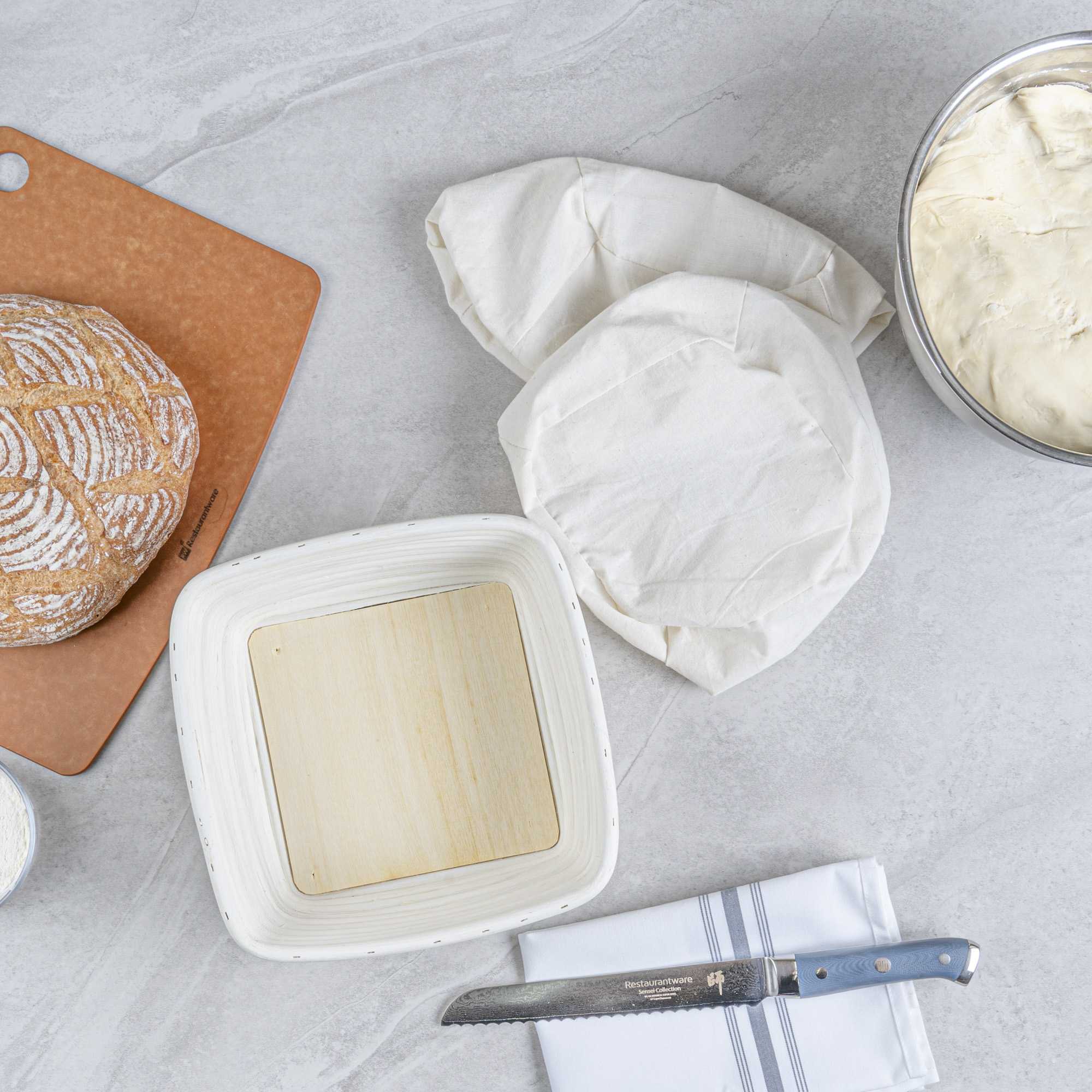 Pastry Tek Rattan Square Natural Banneton Proofing Basket - with 2 Cotton Liners - 9 3/4" x 9 3/4" x 4" - 1 count box