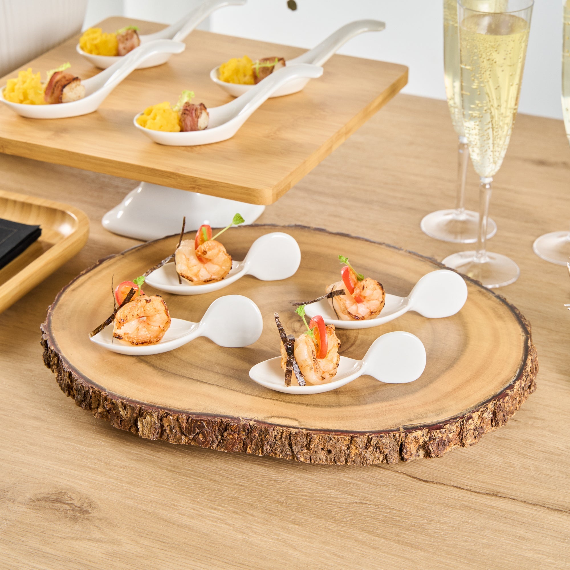 Chef 101 Fish White Porcelain Spoon - 4" x 1 1/2" x 1 1/4" - 10 count box