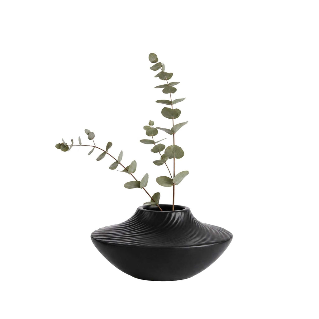Table Art Black Ceramic Swirl Vase - 5 1/4'' x 5 1/4'' x 2 3/4'' - 1 count box