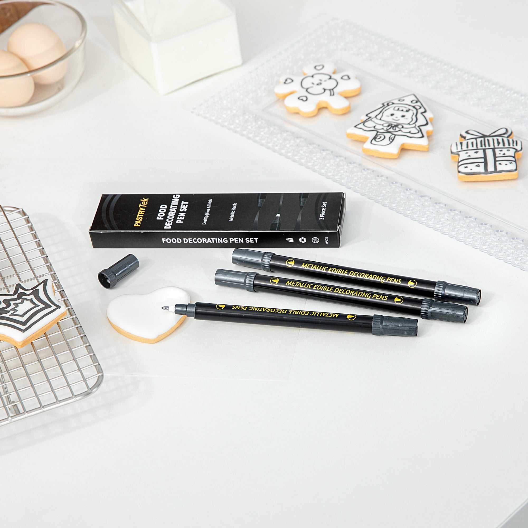 Pastry Tek Dual-Tip Metallic 3 Black Food Decorating Pen Set - 1 count box