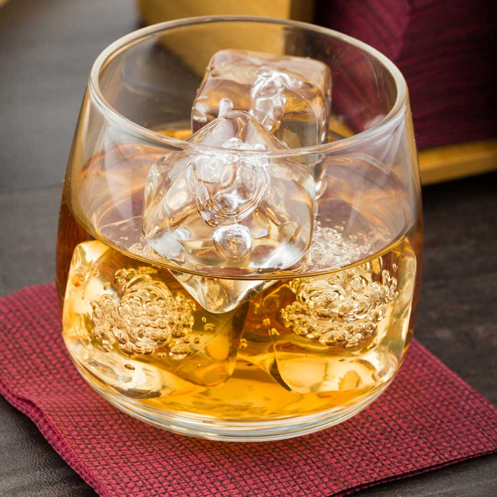 Bev Tek 6 oz Round Medium Scotch Glass - Lowball - 2 1/2" x 2 1/2" x 3" - 10 count box