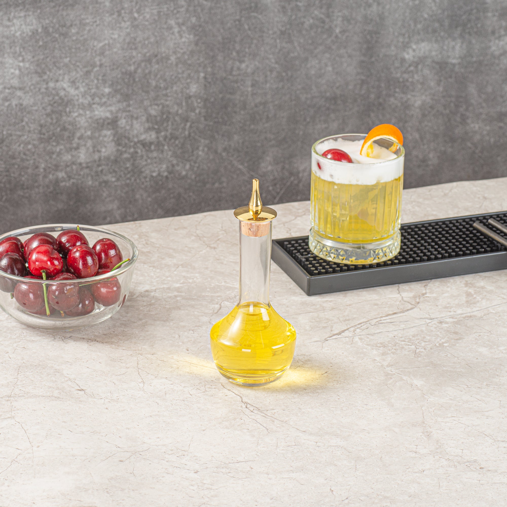 Bar Lux 4 oz Glass Modern Style Bitters Bottle - Gold-Plated Dasher - 5 3/4" x 2 3/4" x 2 3/4" - 1 count box