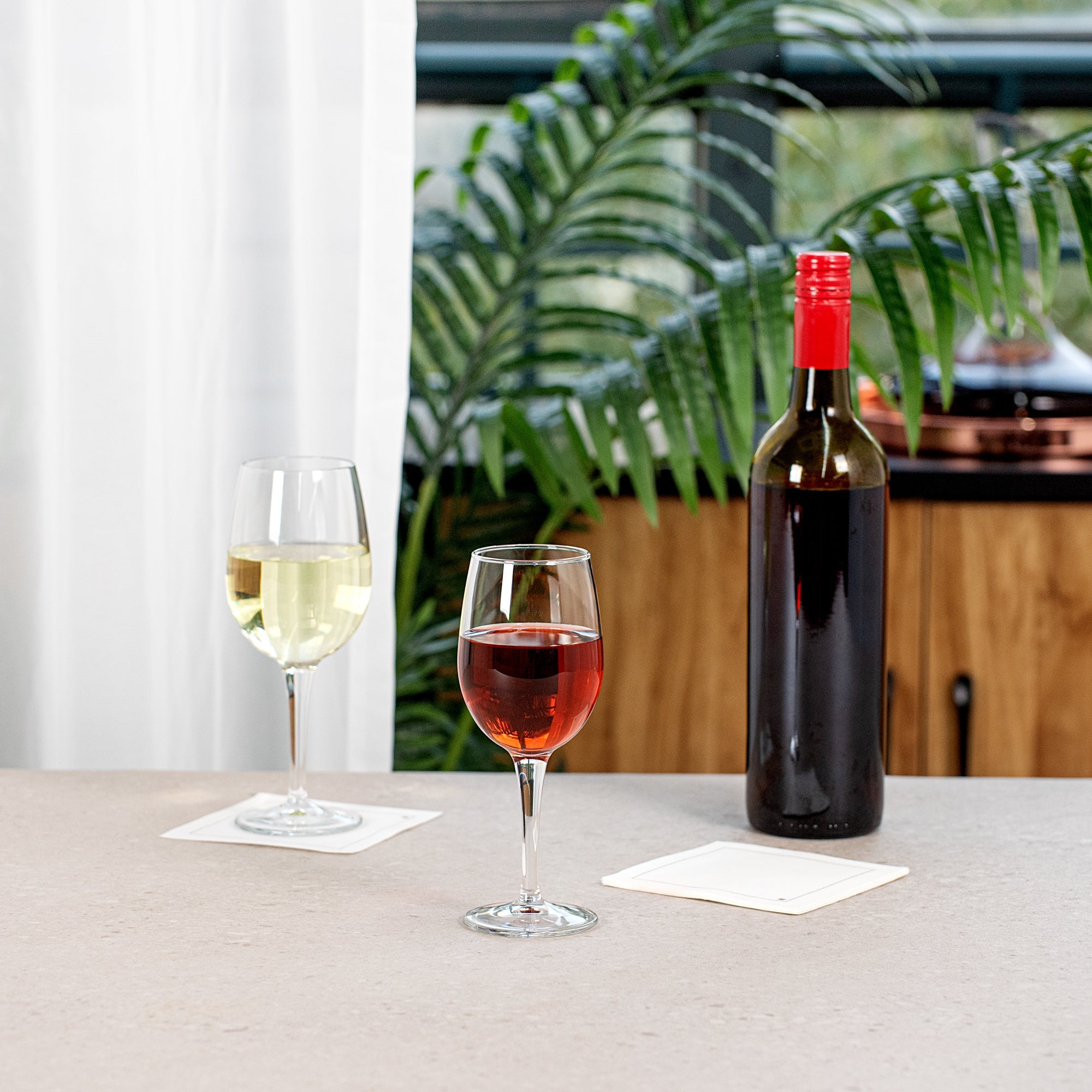 Cascata 8 oz Dessert / Port Wine Glass - 2 3/4" x 2 3/4" x 7 1/4" - 12 count box