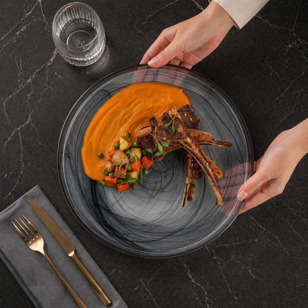 Vetri Round Black Glass Alabaster Plate - 11" x 11" x 1 1/4" - 1 count box