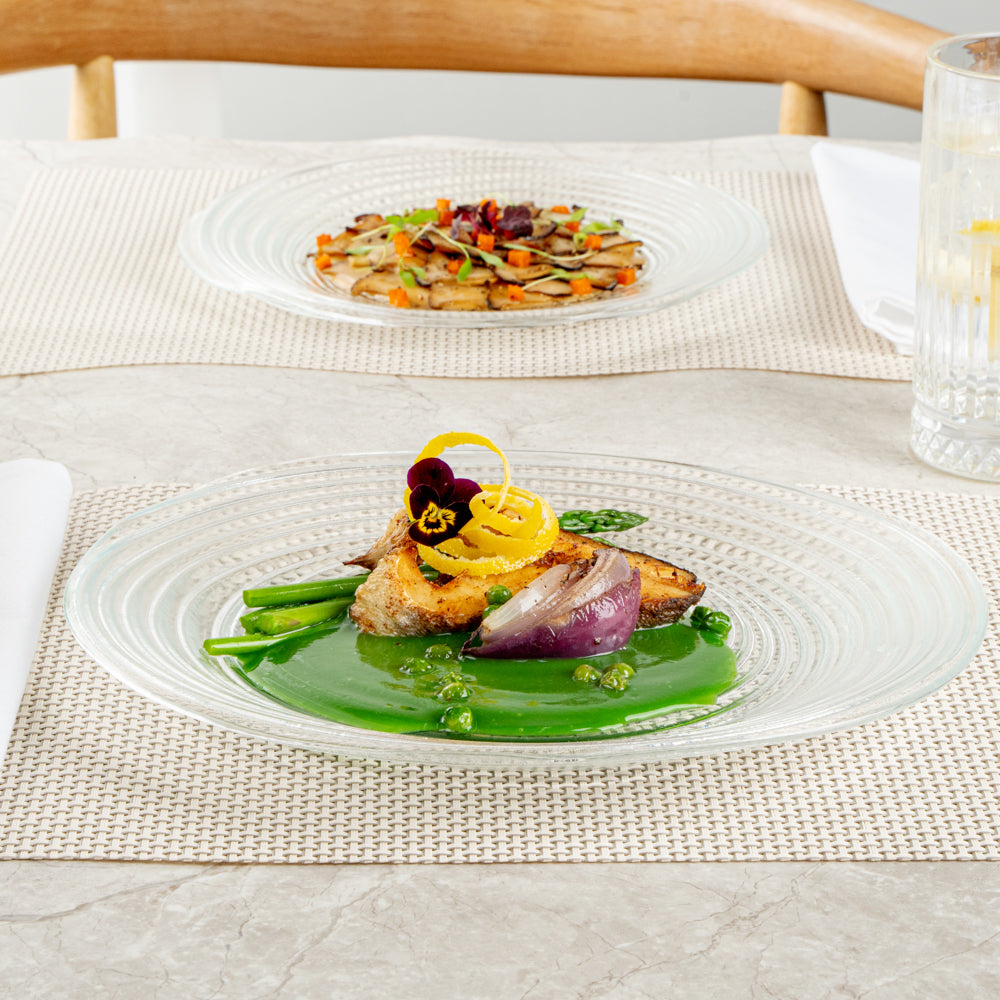 Vetri Round Clear Glass Swirl Plate - 11 3/4" x 11 3/4" x 1 1/4" - 1 count box