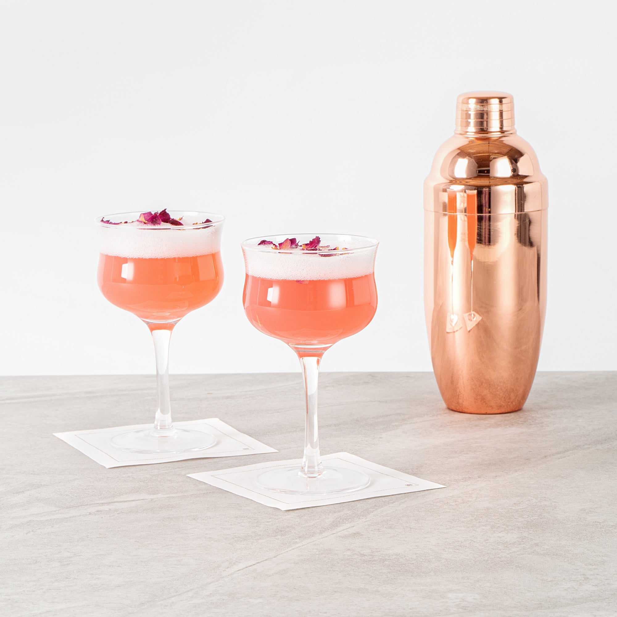 Vetri 8 oz Rose / Cocktail Glass - 3 1/4" x 3 1/4" x 5 3/4" - 6 count box