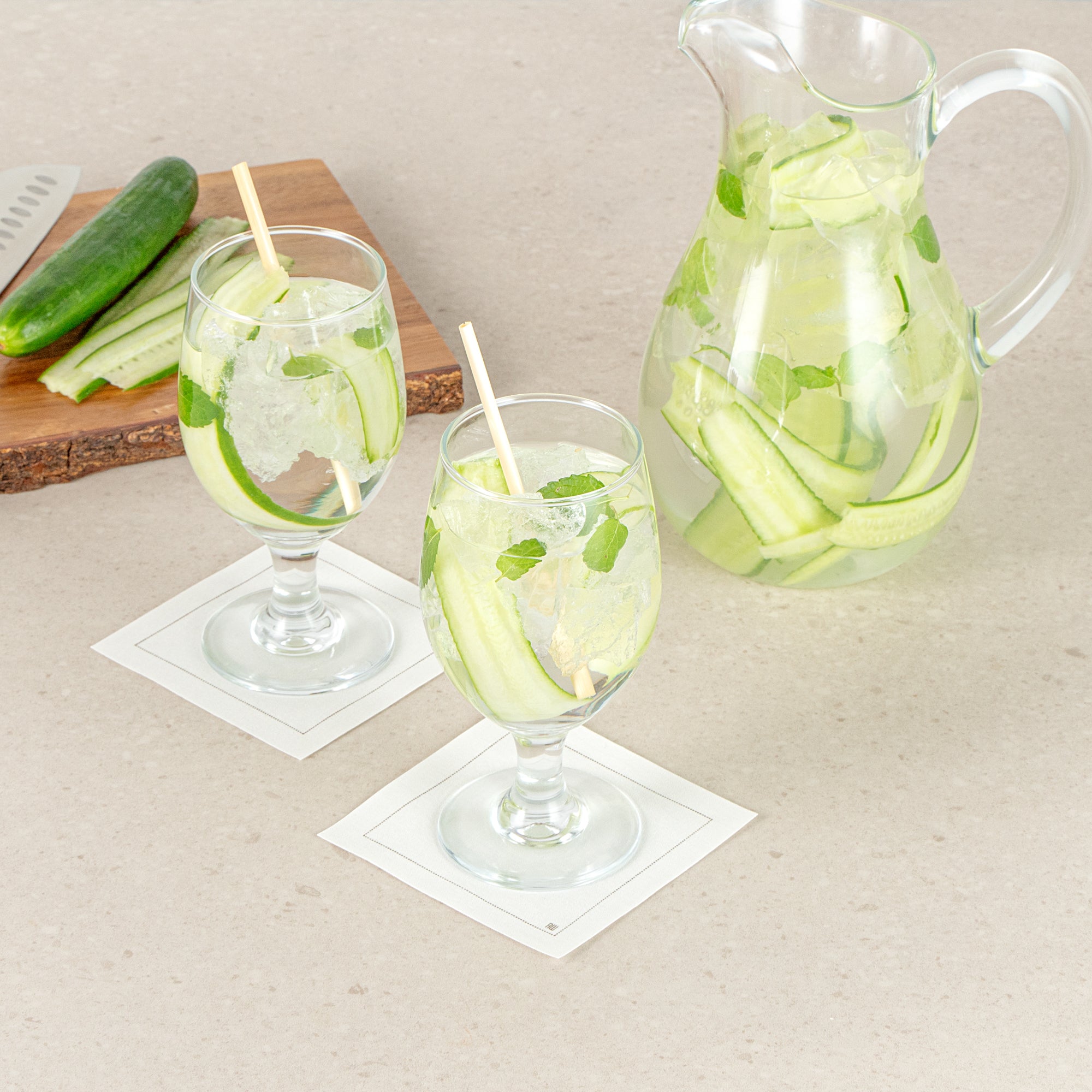 Vetri 14 oz Water Goblet Glass - 2 3/4" x 2 3/4" x 6 1/2" - 6 count box