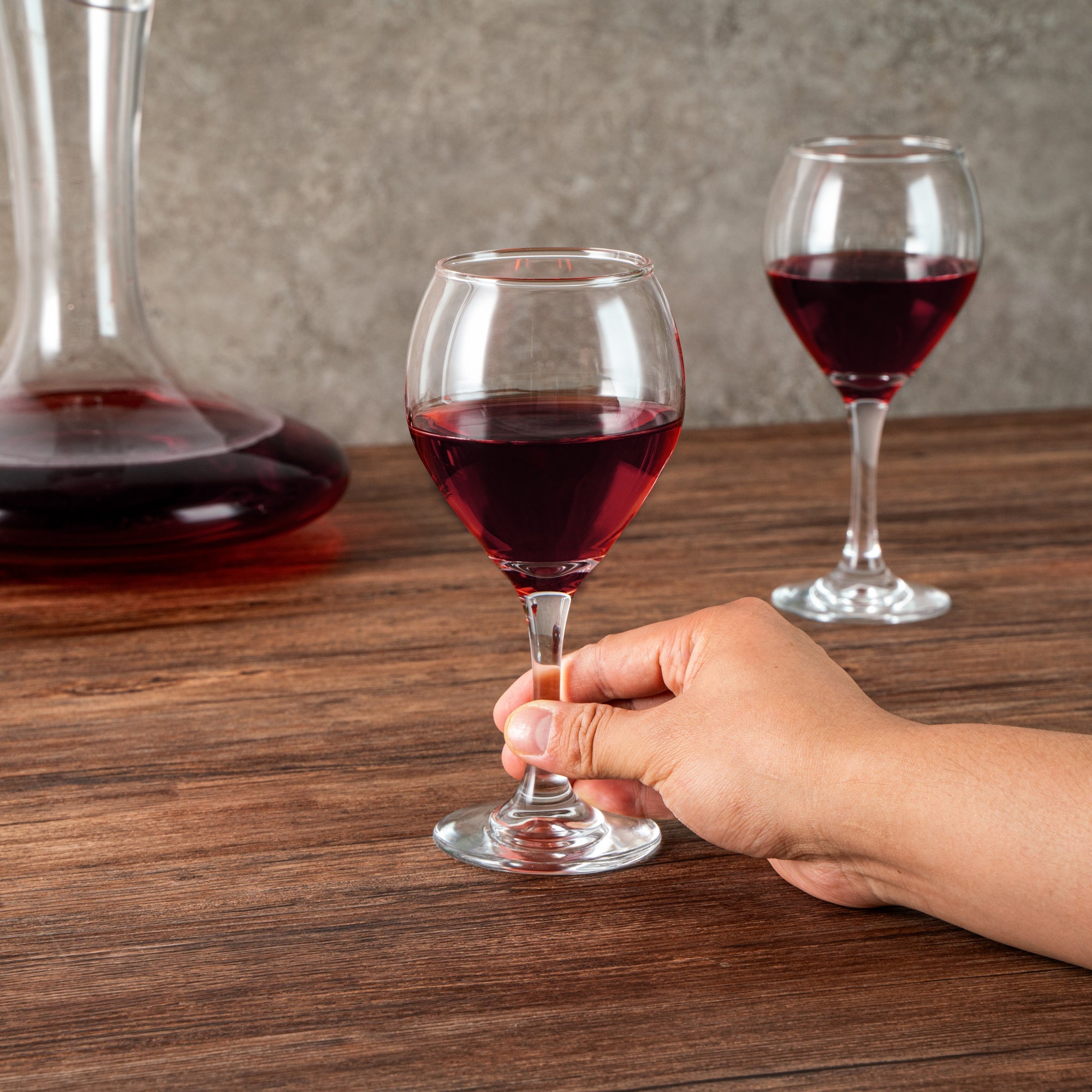 Vetri 11 oz All-Purpose Wine Glass - 2 1/2" x 2 1/2" x 7" - 24 count box