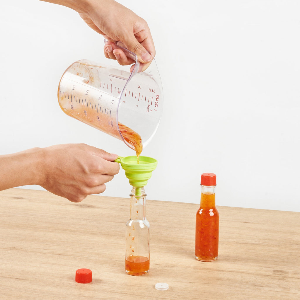 Vetri 3 oz Glass Woozy Bottle - with Red Cap - 1 1/2" x 1 1/2" x 6" - 10 count box