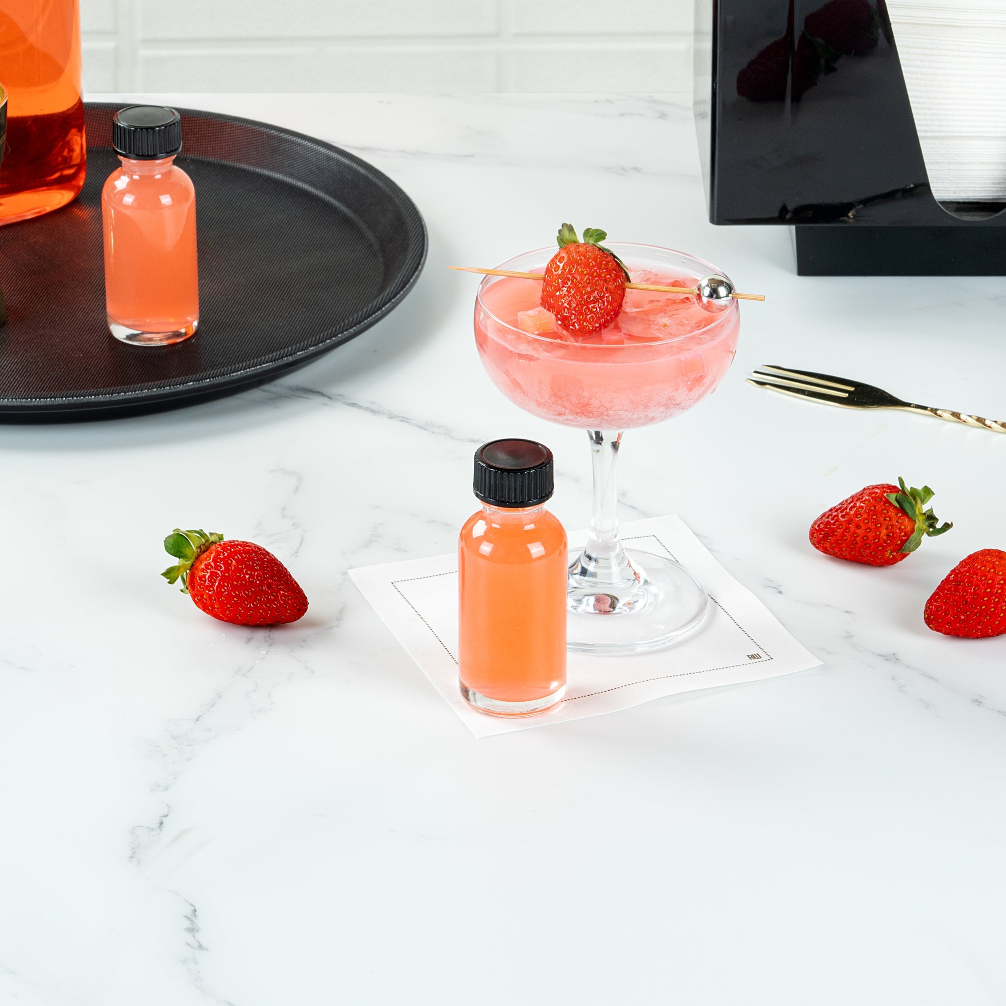 Vetri 1 oz Boston Round Clear Glass Bottle - with Black Phenolic Cap - 1 1/4" x 1 1/4" x 3" - 48 count box
