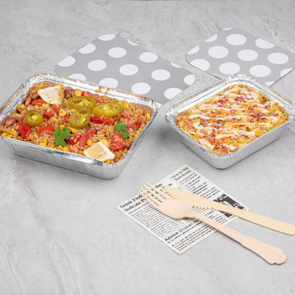 Foil Lux 12 oz Rectangle Silver Aluminum Take Out Container - with Polka Dot Paper Lid - 5 3/4" x 4 3/4" x 1 3/4" - 200 count box