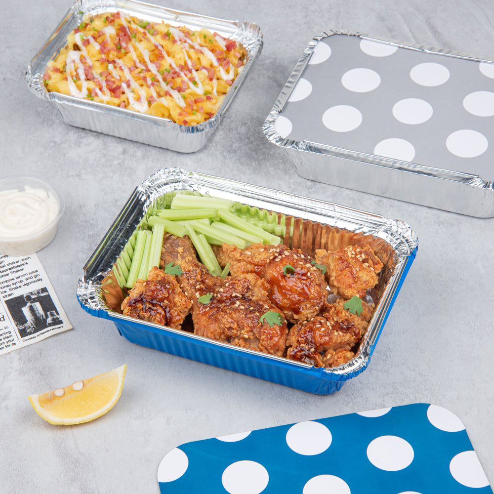 Foil Lux 16 oz Rectangle Blue Aluminum Take Out Container - with Polka Dot Paper Lid - 7 1/4" x 5 1/4" x 2" - 200 count box