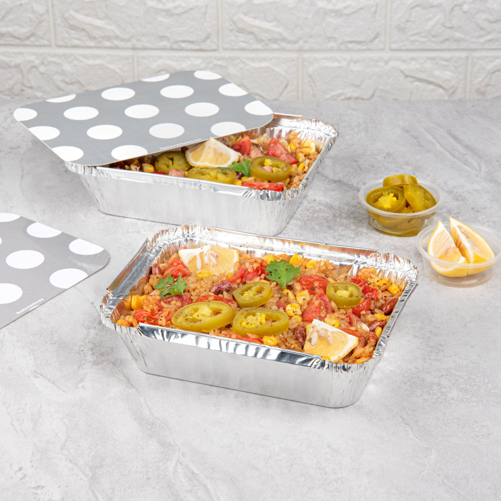 Foil Lux 16 oz Rectangle Silver Aluminum Take Out Container - with Polka Dot Paper Lid - 7 1/4" x 5 1/4" x 2" - 200 count box