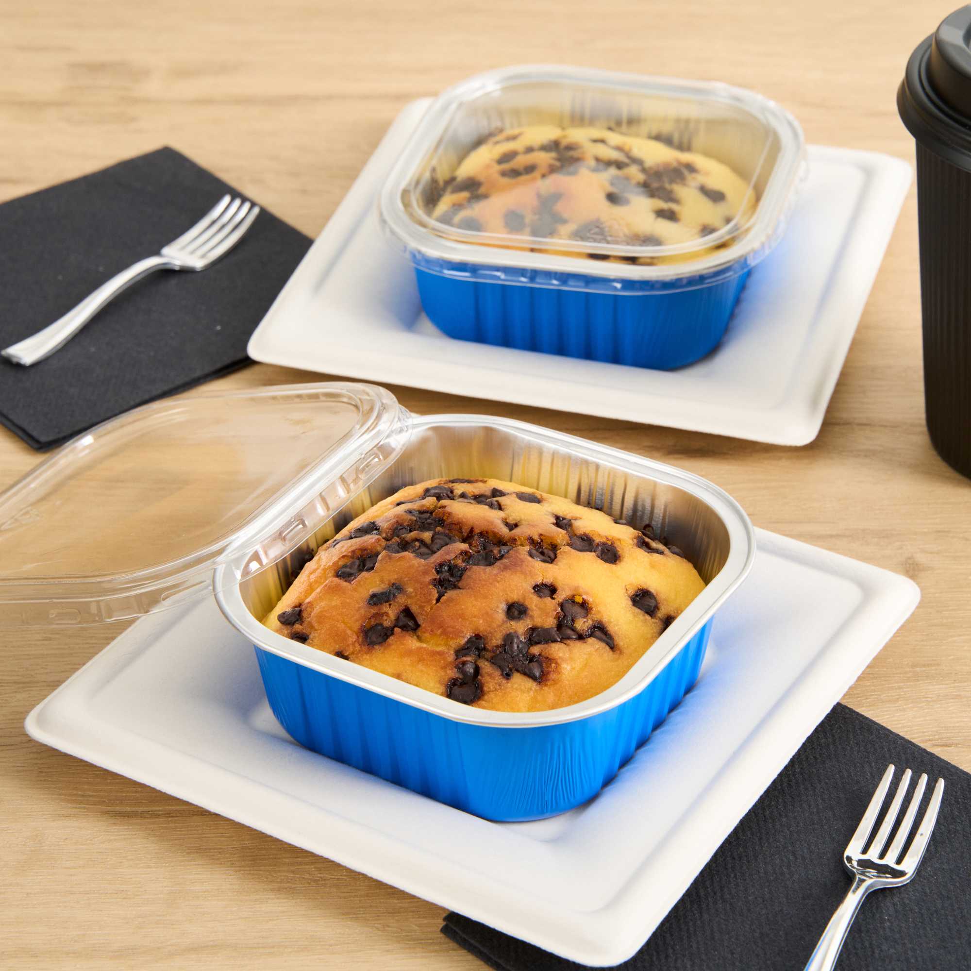 Foil Lux 10 oz Square Blue Aluminum Baking Cup - 4 1/4" x 4 1/4" x 1 1/2" - 100 count box