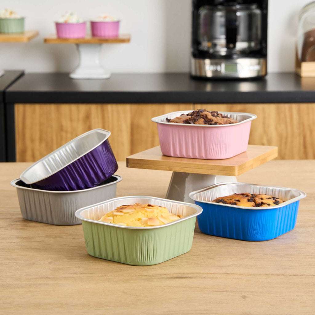Foil Lux 10 oz Square Gray Aluminum Baking Cup - 4 1/4" x 4 1/4" x 1 1/2" - 100 count box