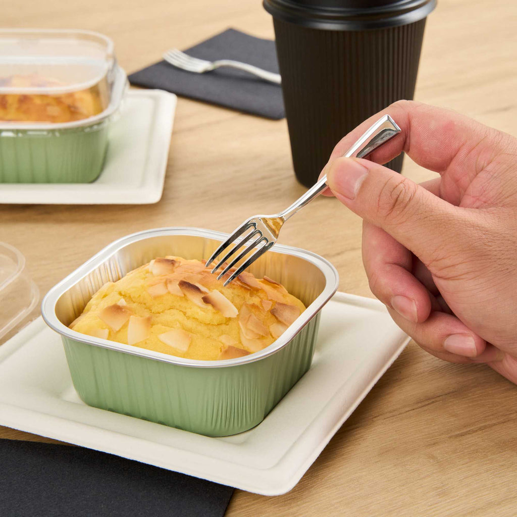 Foil Lux 10 oz Square Pistachio Green Aluminum Baking Cup - 4 1/4" x 4 1/4" x 1 1/2" - 100 count box