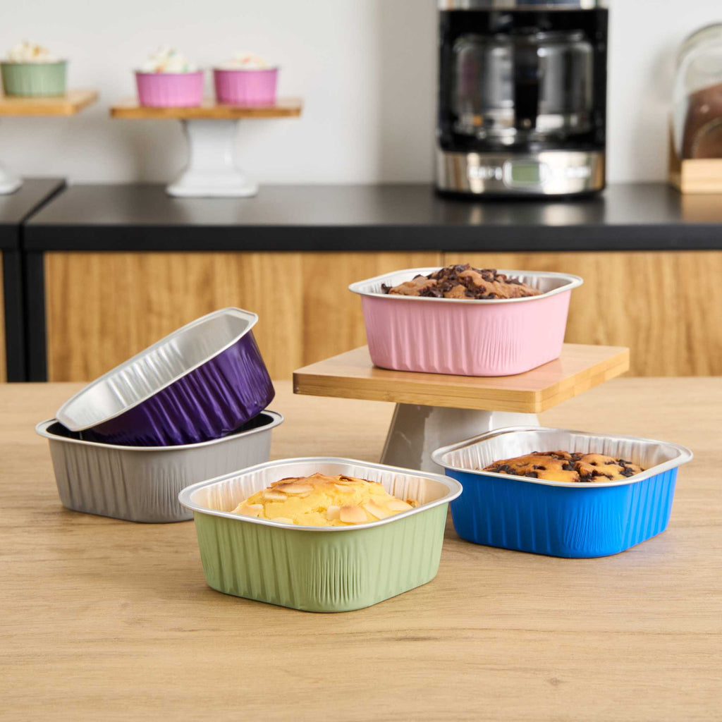 Foil Lux 10 oz Square Purple Aluminum Baking Cup - 4 1/4" x 4 1/4" x 1 1/2" - 100 count box