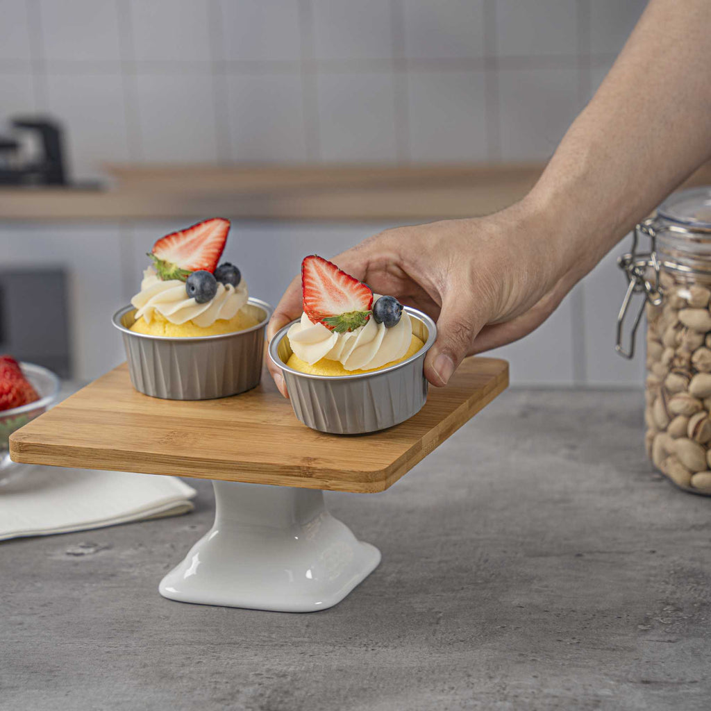 Foil Lux 4 oz Round Gray Aluminum Baking Cup - Lids Available - 3 1/4" x 3 1/4" x 1 1/2" - 100 count box
