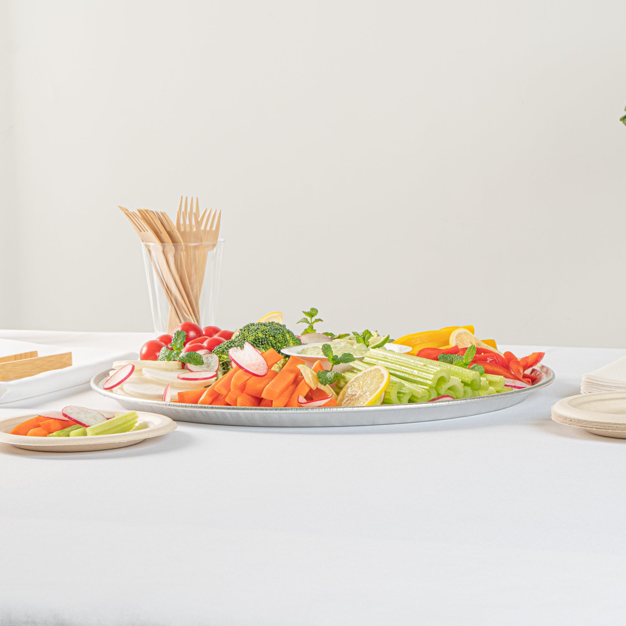 Foil Lux Round Aluminum Catering Tray - 16" - 10 count box