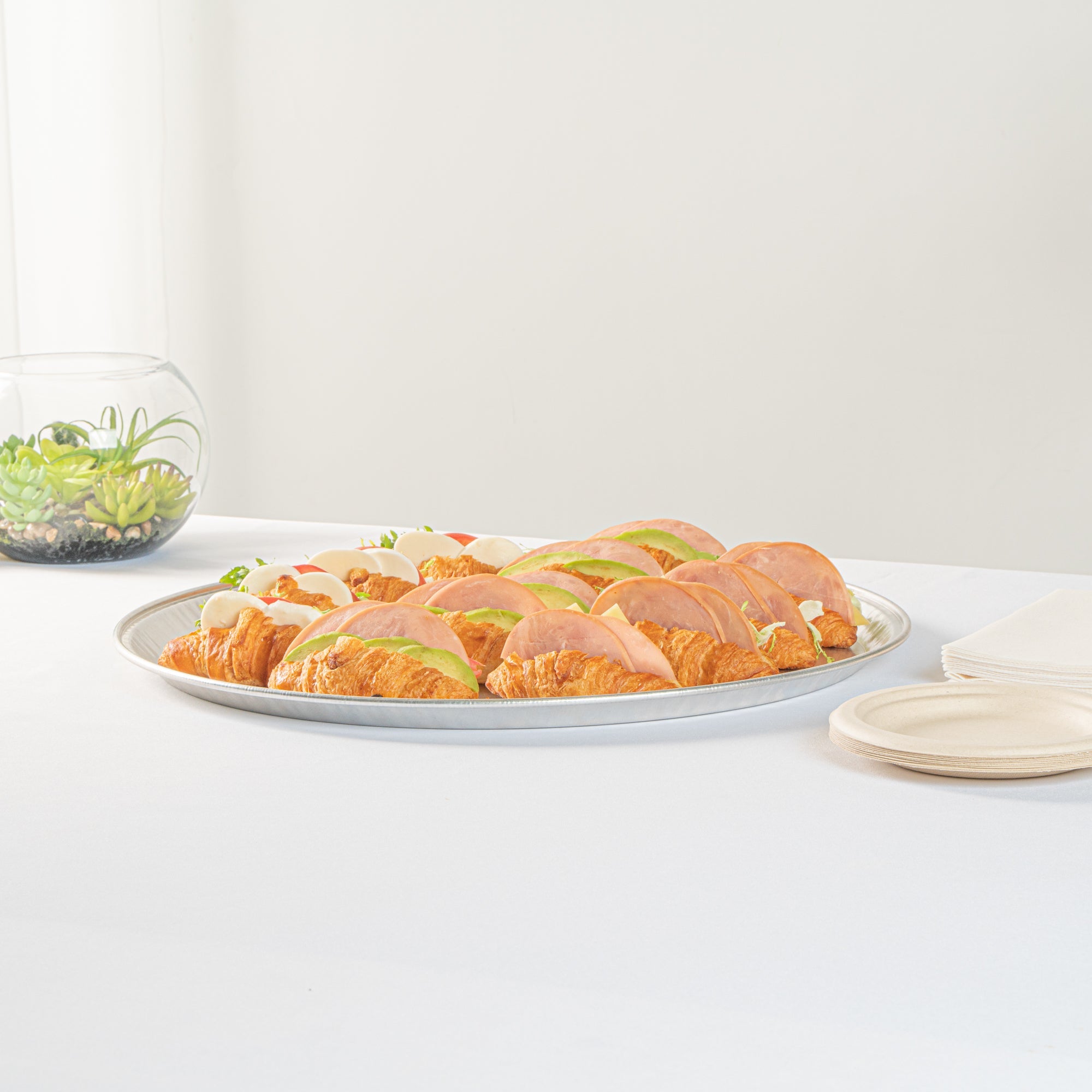 Foil Lux Round Aluminum Catering Tray - 18" - 10 count box