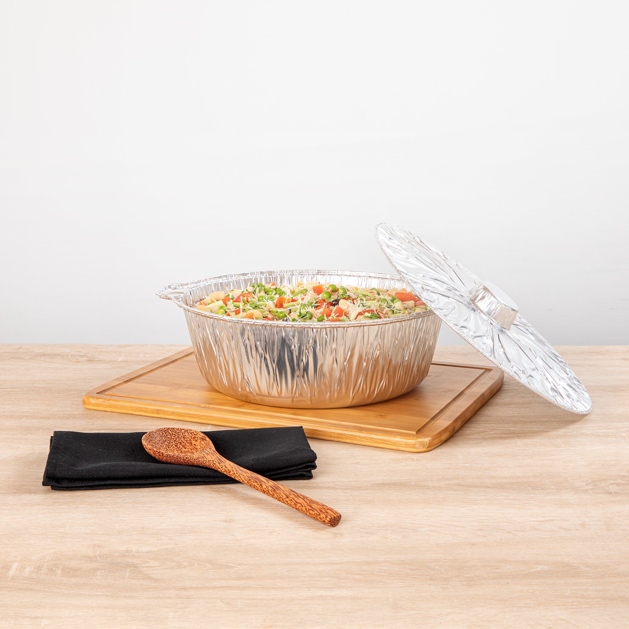 Foil Lux 8 qt Aluminum Foil Pot - with Lid - 15 1/4" x 14" x 4 3/4" - 10 count box