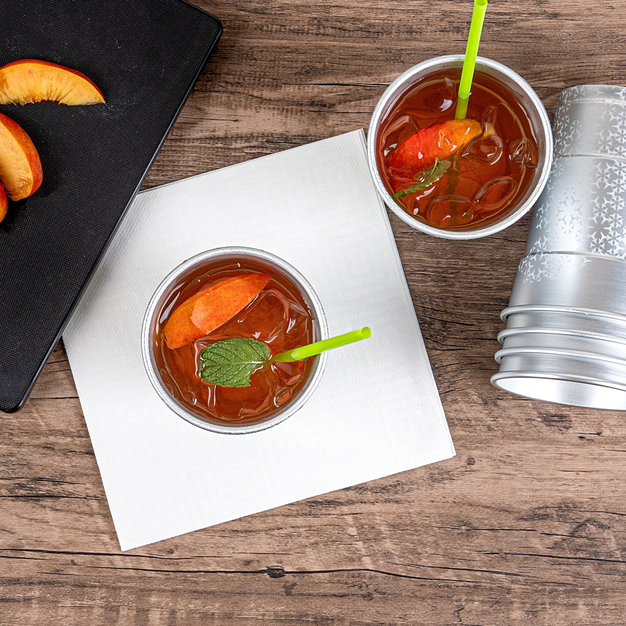 Saving Nature 20 oz Aluminum Color Changing Drinking Cup - 3 1/2'' x 3 1/2'' x 5 1/2'' - 4 count box