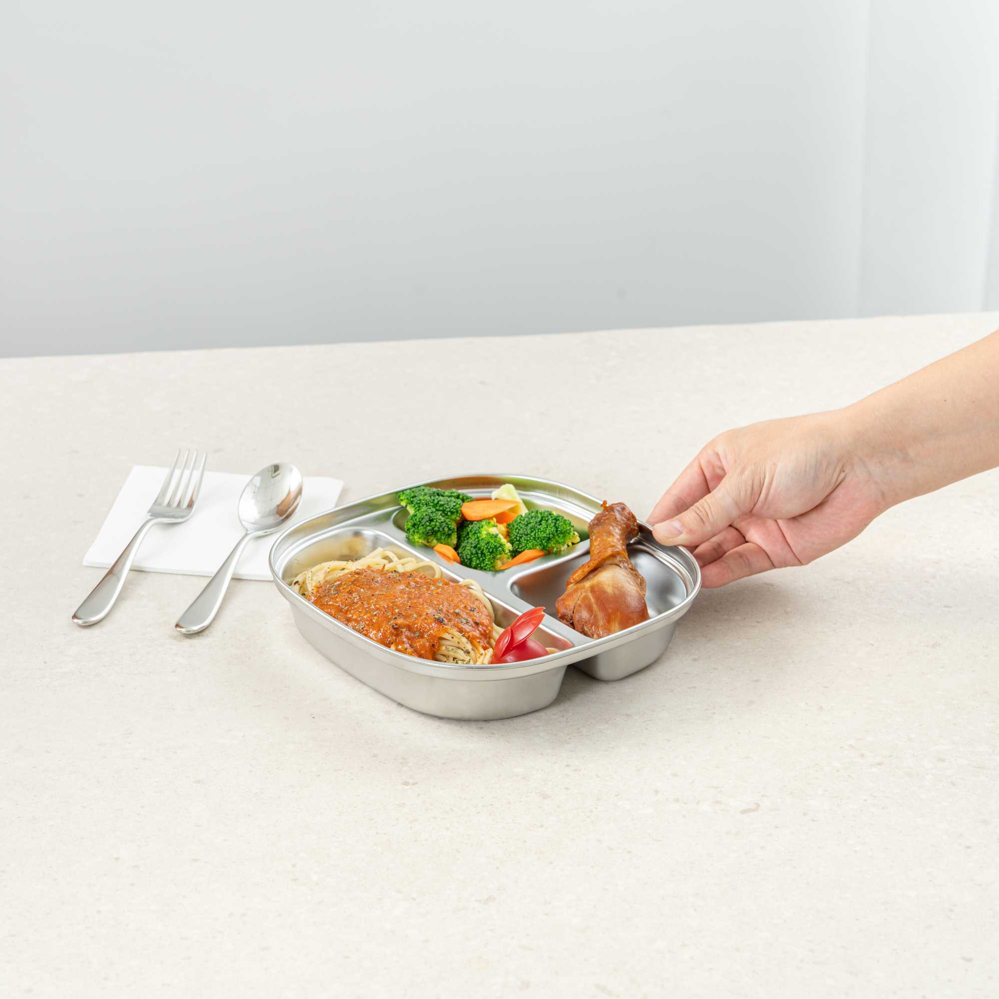 Met Lux Ambidextrous Square Stainless Steel Tray - 3 Compartments - 7 3/4" x 7 3/4" x 1 3/4" - 20 count box