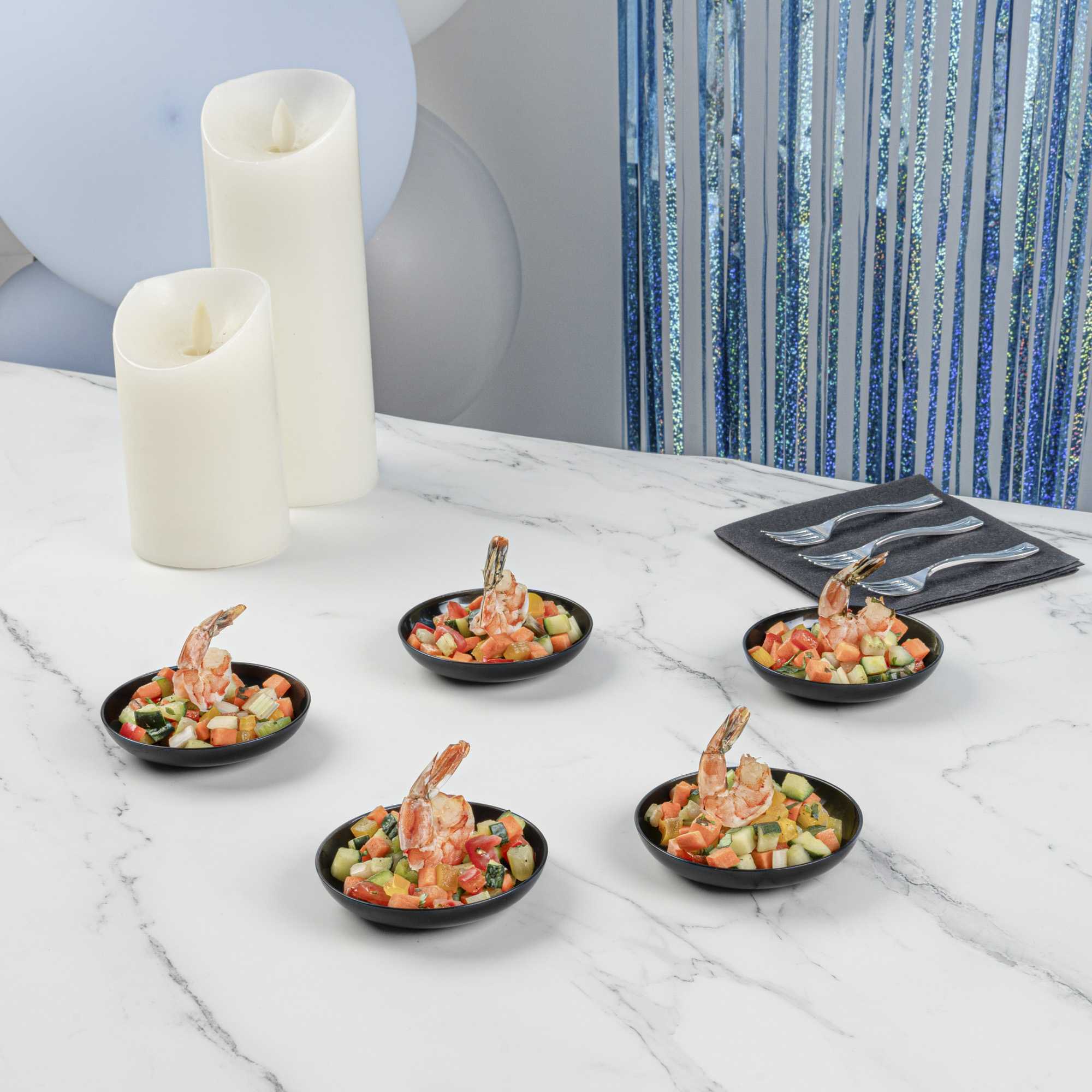 Mini Serve Round Black Plastic Mini Rotondo Plate - 3 1/4" x 3 1/4" x 3/4" - 100 count box