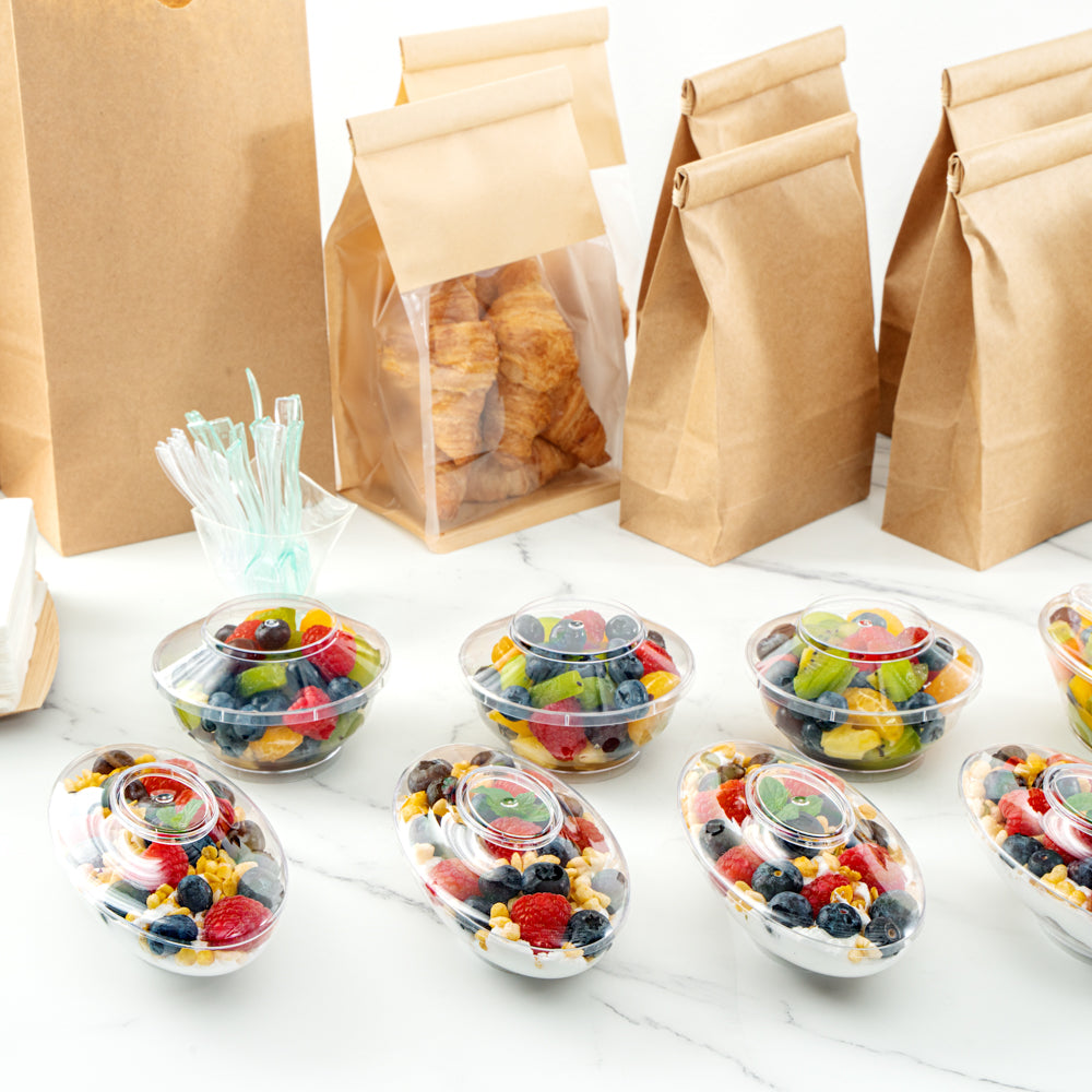 Mini Serve 6 oz Oval Clear Plastic Deli Cup - Stackable, with Lid - 5 1/2" x 3 1/4" x 2 1/2" - 100 count box