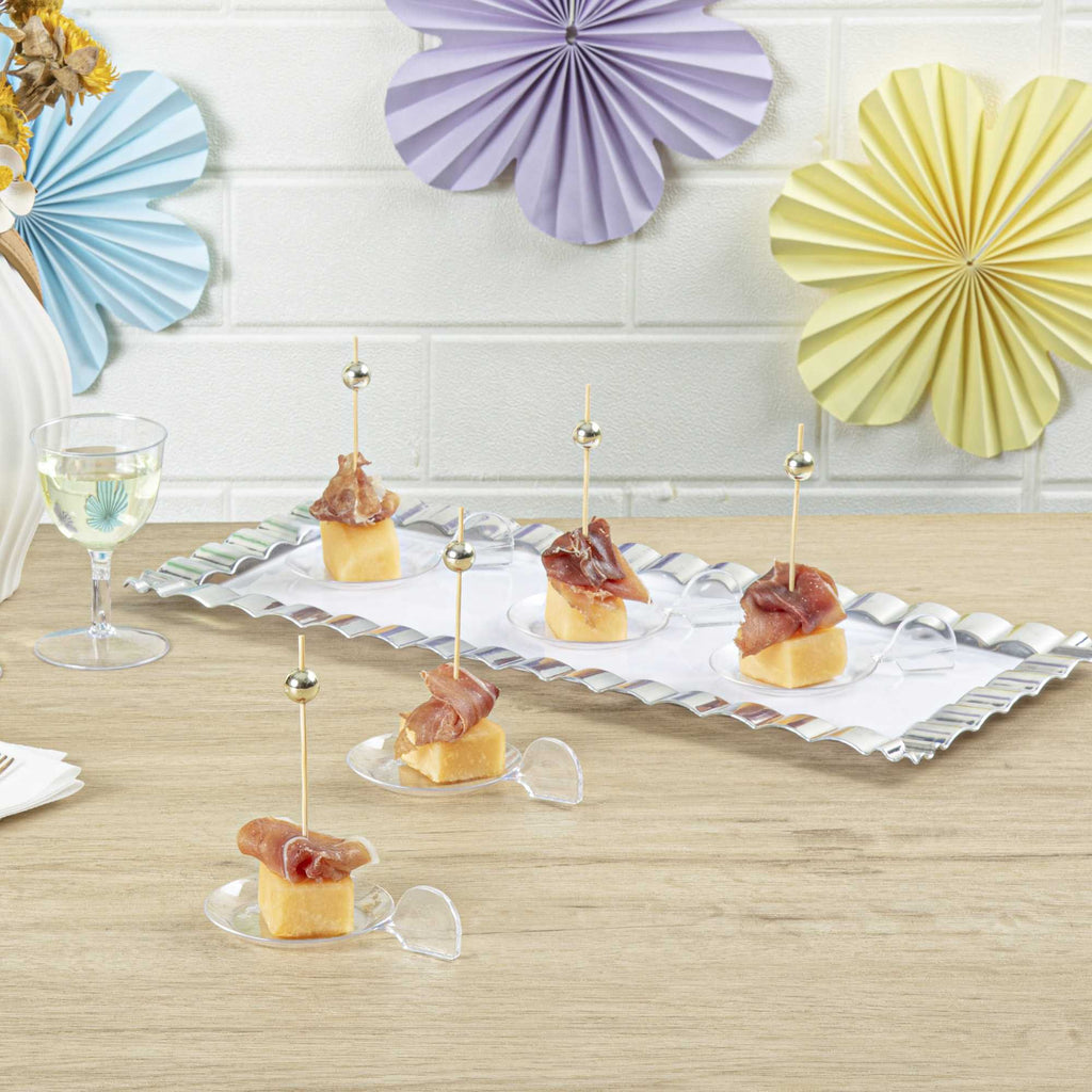 Mini Serve Fish Clear Plastic Tasting Plate - 3 3/4" x 2 1/2" x 1" - 100 count box