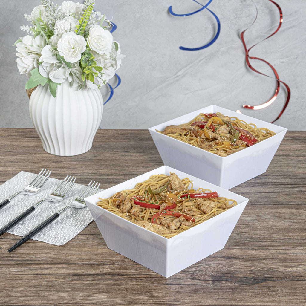 Maxi Serve 18 oz Square White Plastic Medium Modern Bowl - 6 3/4" x 6 3/4" x 3" - 25 count box