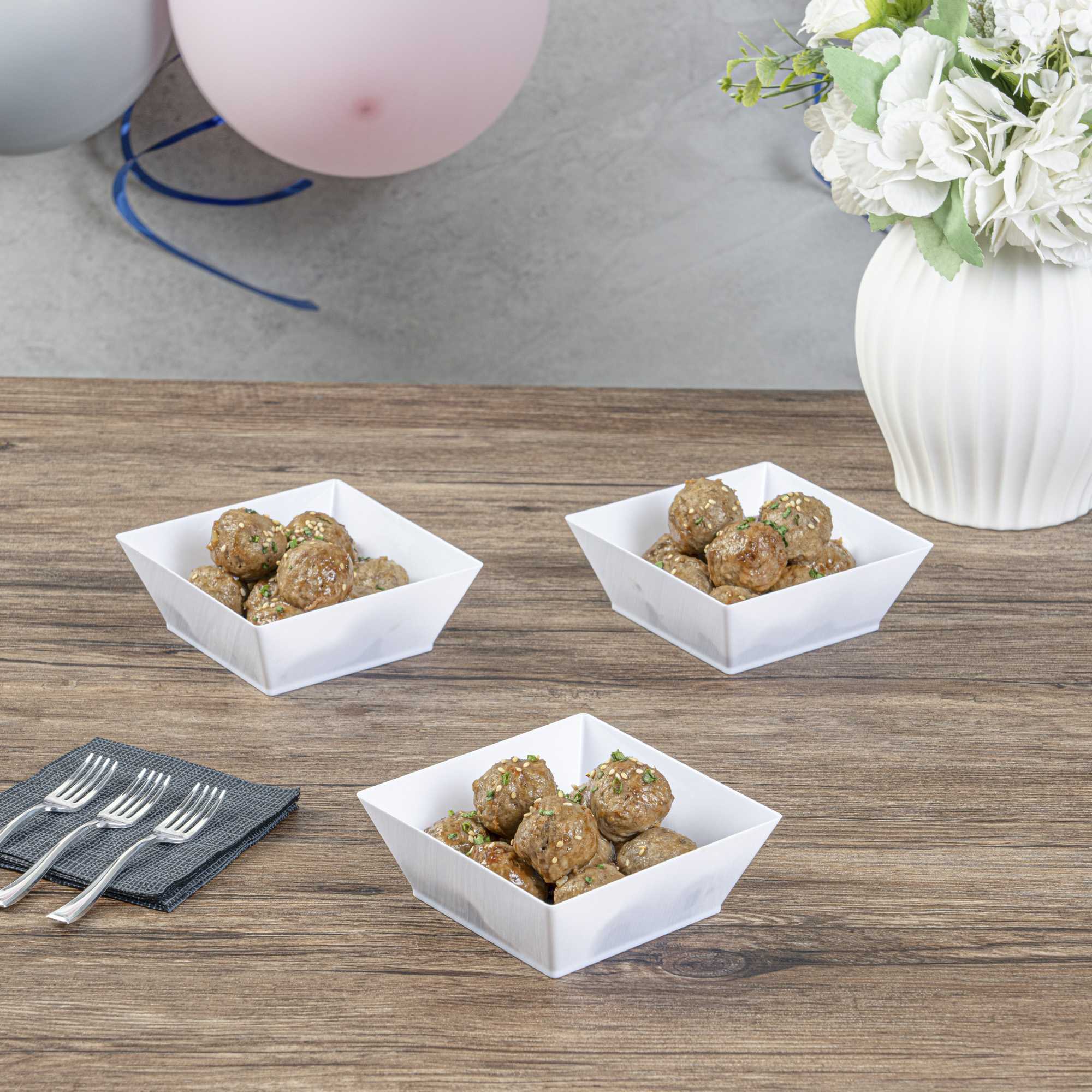 Maxi Serve 10 oz Square White Plastic Small Modern Bowl - 4 1/4" x 4 1/4" x 1 1/2" - 100 count box